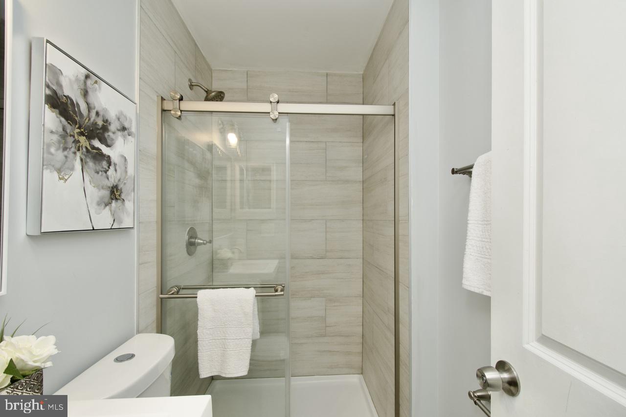 LAKE RIDGE - ANTIETAM - Residential