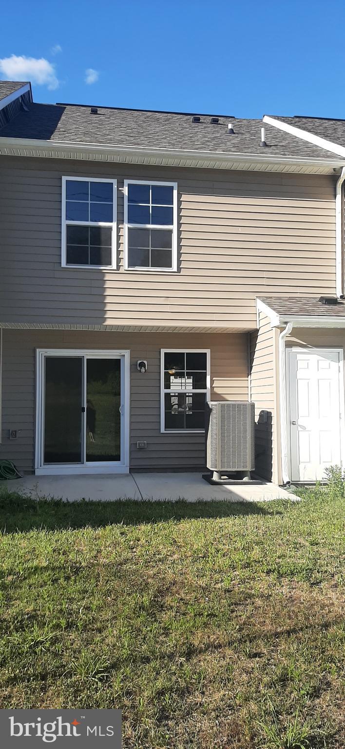 WHISPERING PINES - Residential