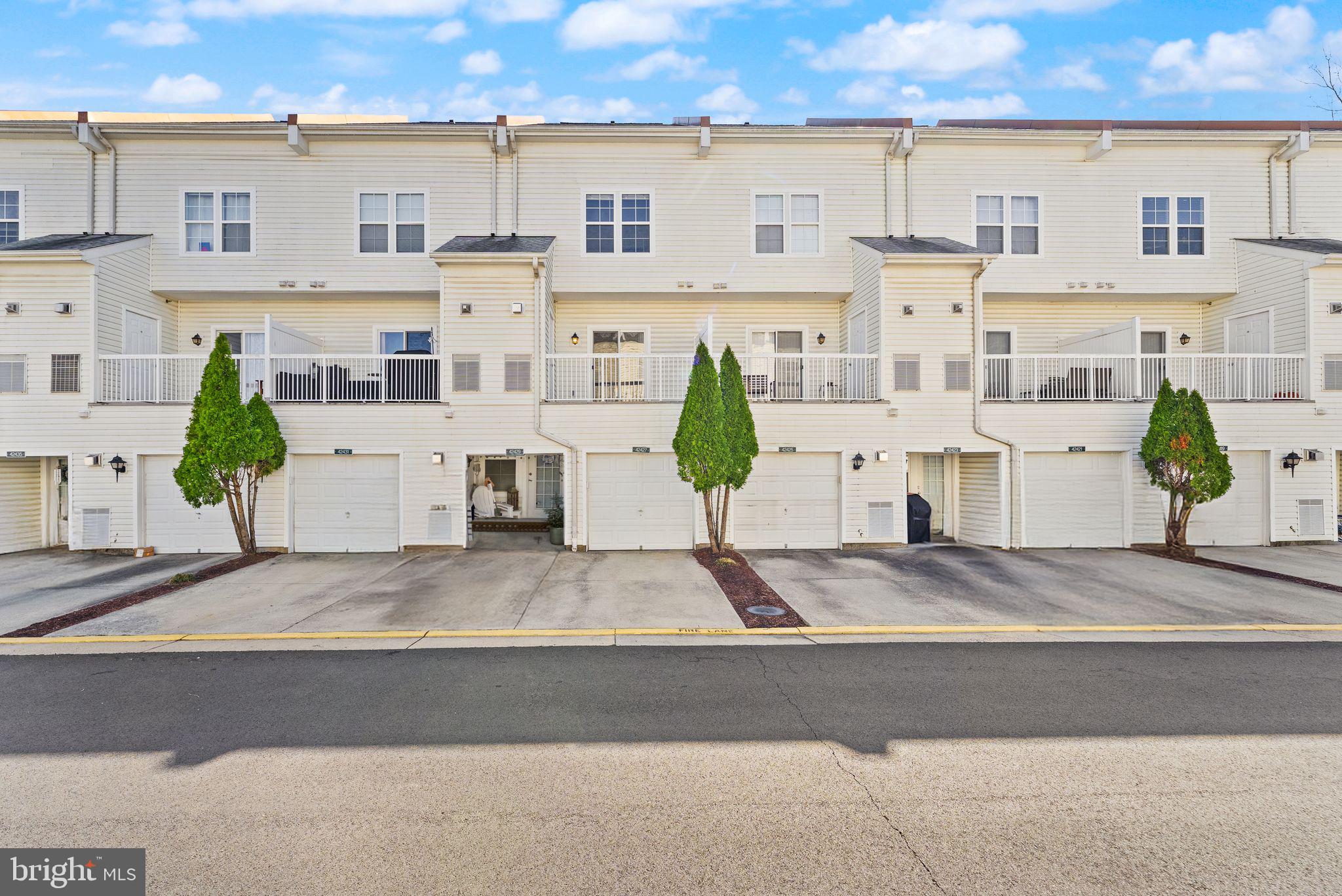 SUMMERFIELD - Residential