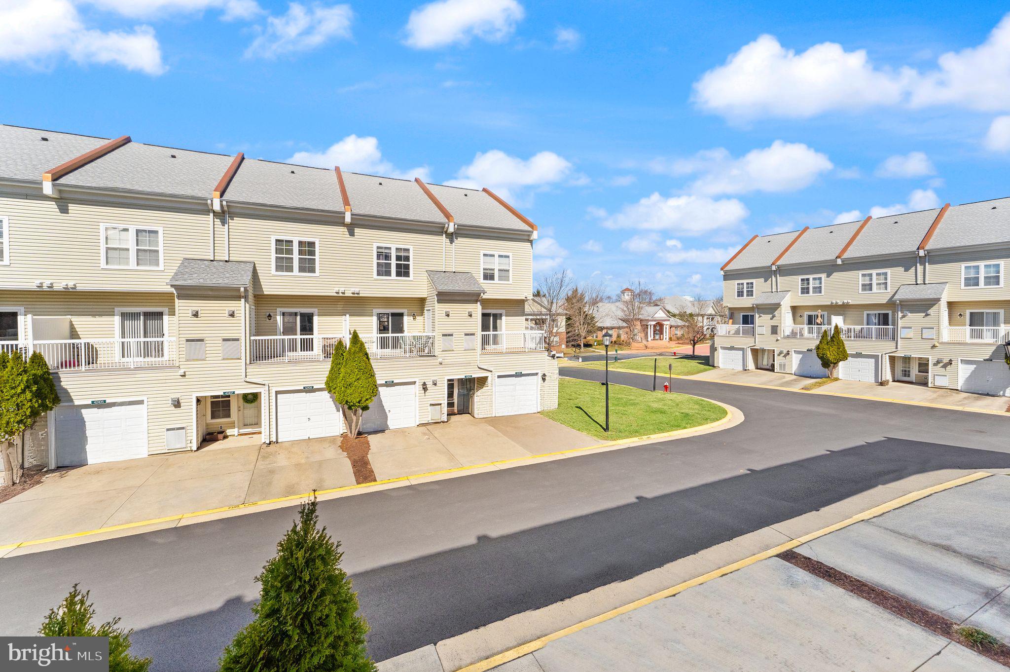 SUMMERFIELD - Residential