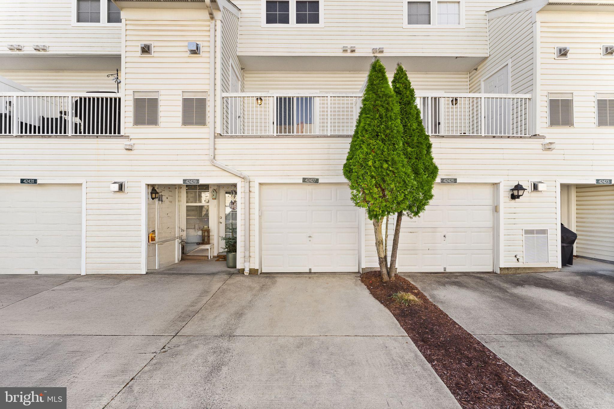 SUMMERFIELD - Residential