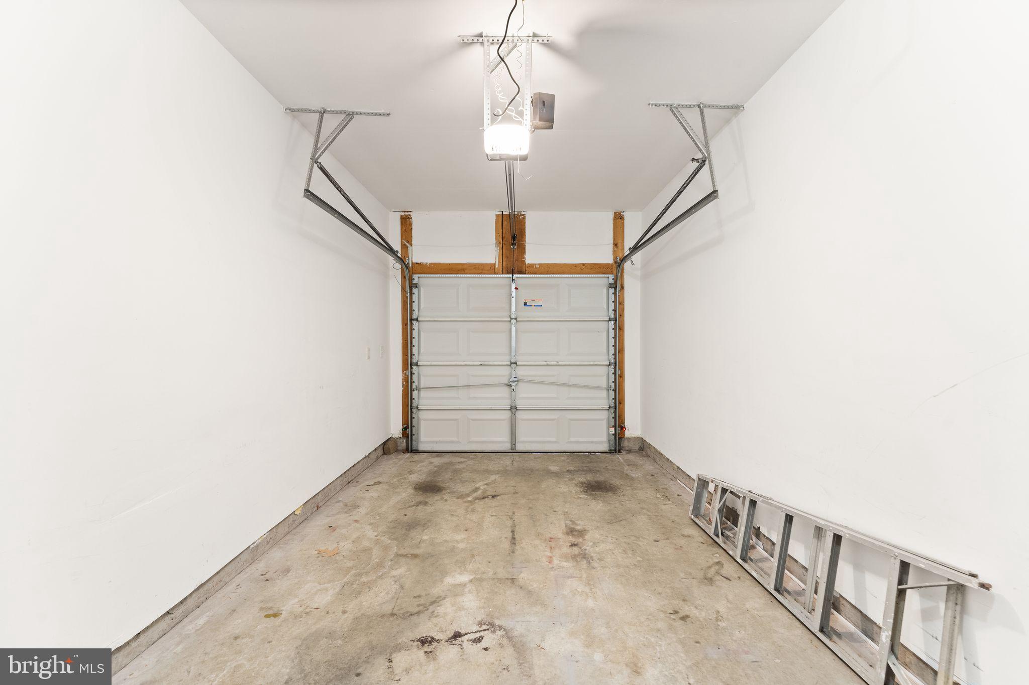 SUMMERFIELD - Residential