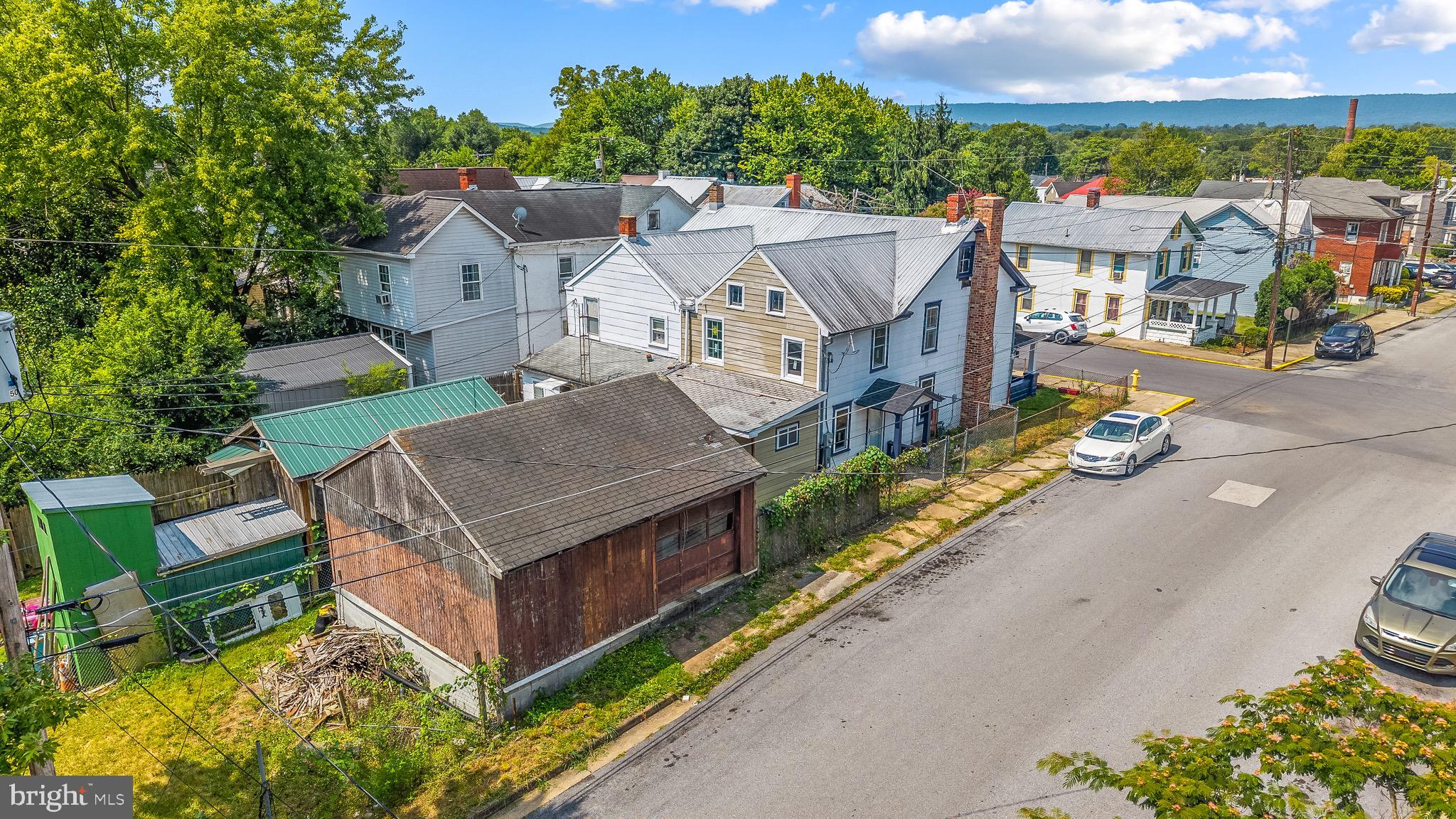 MARTINSBURG CITY - Residential