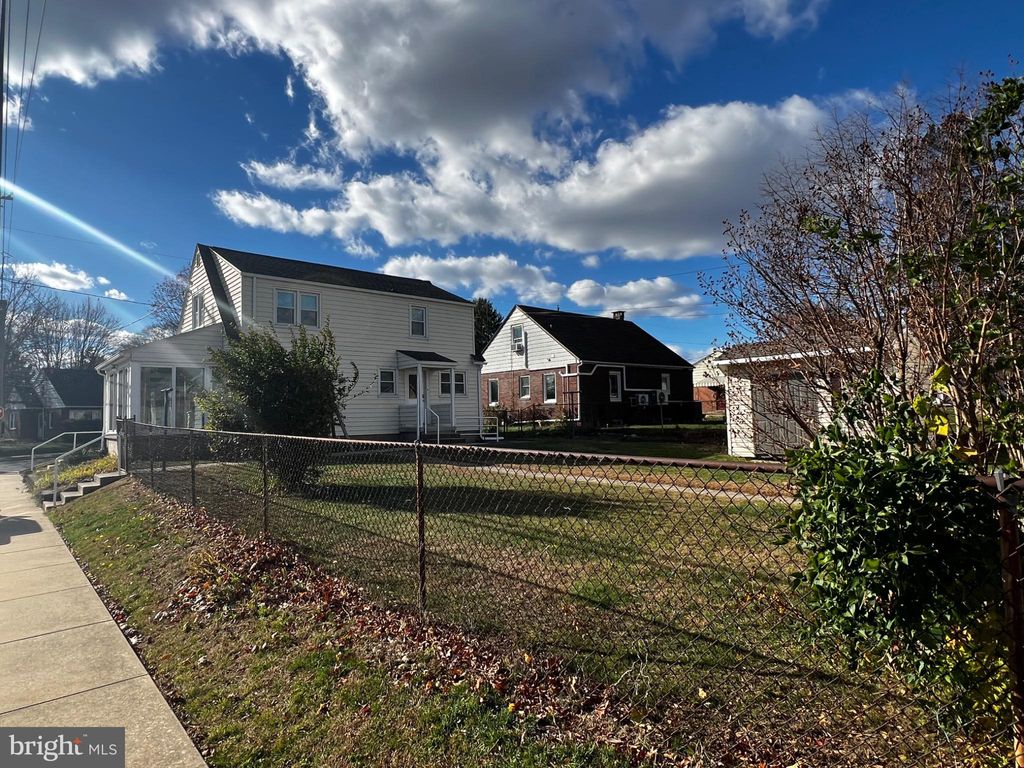 Photo of 770 S Lincoln Street, PALMYRA, PA 17078 (MLS # PALN2023722)