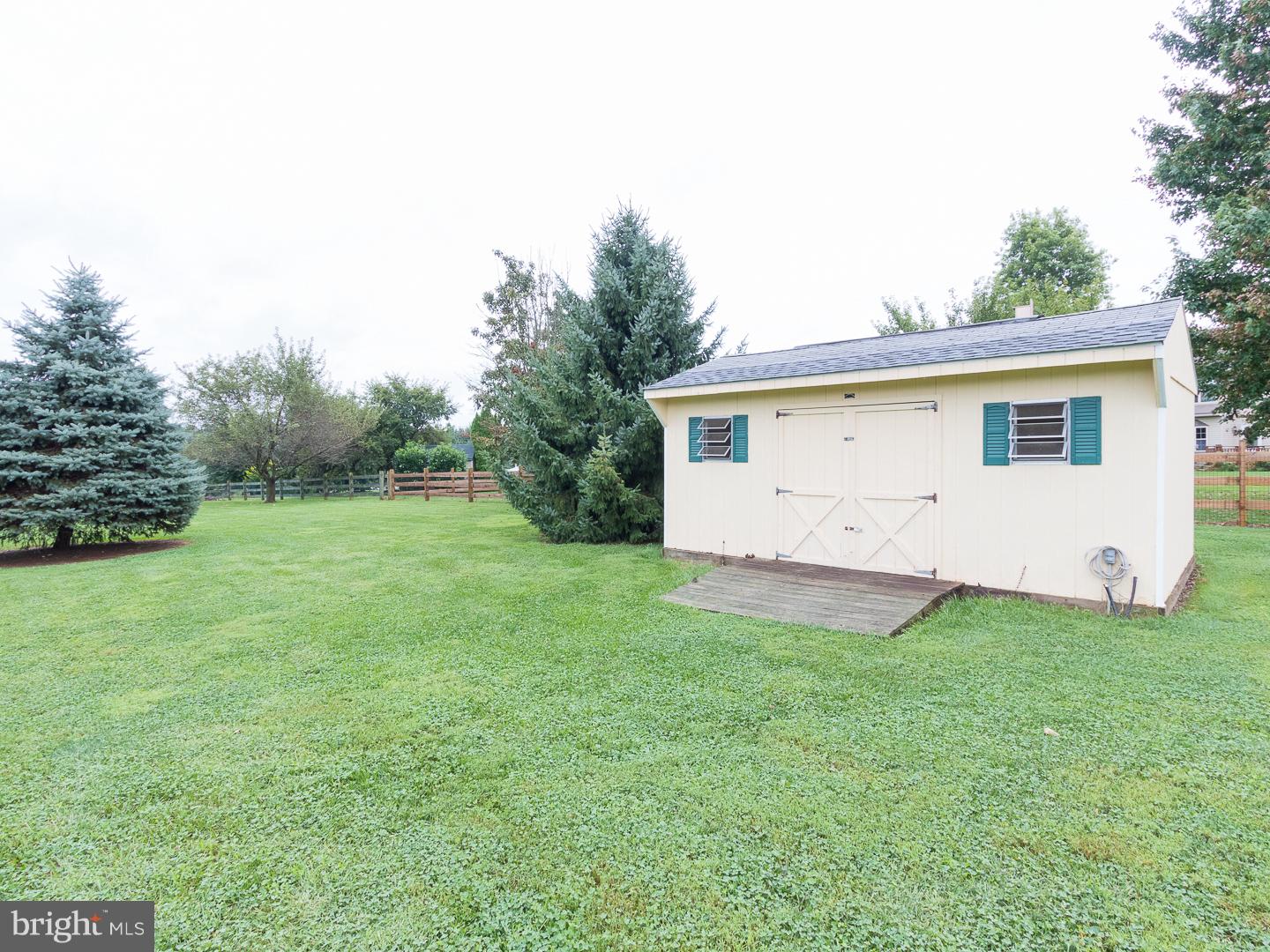 MINDY ACRES - Residential