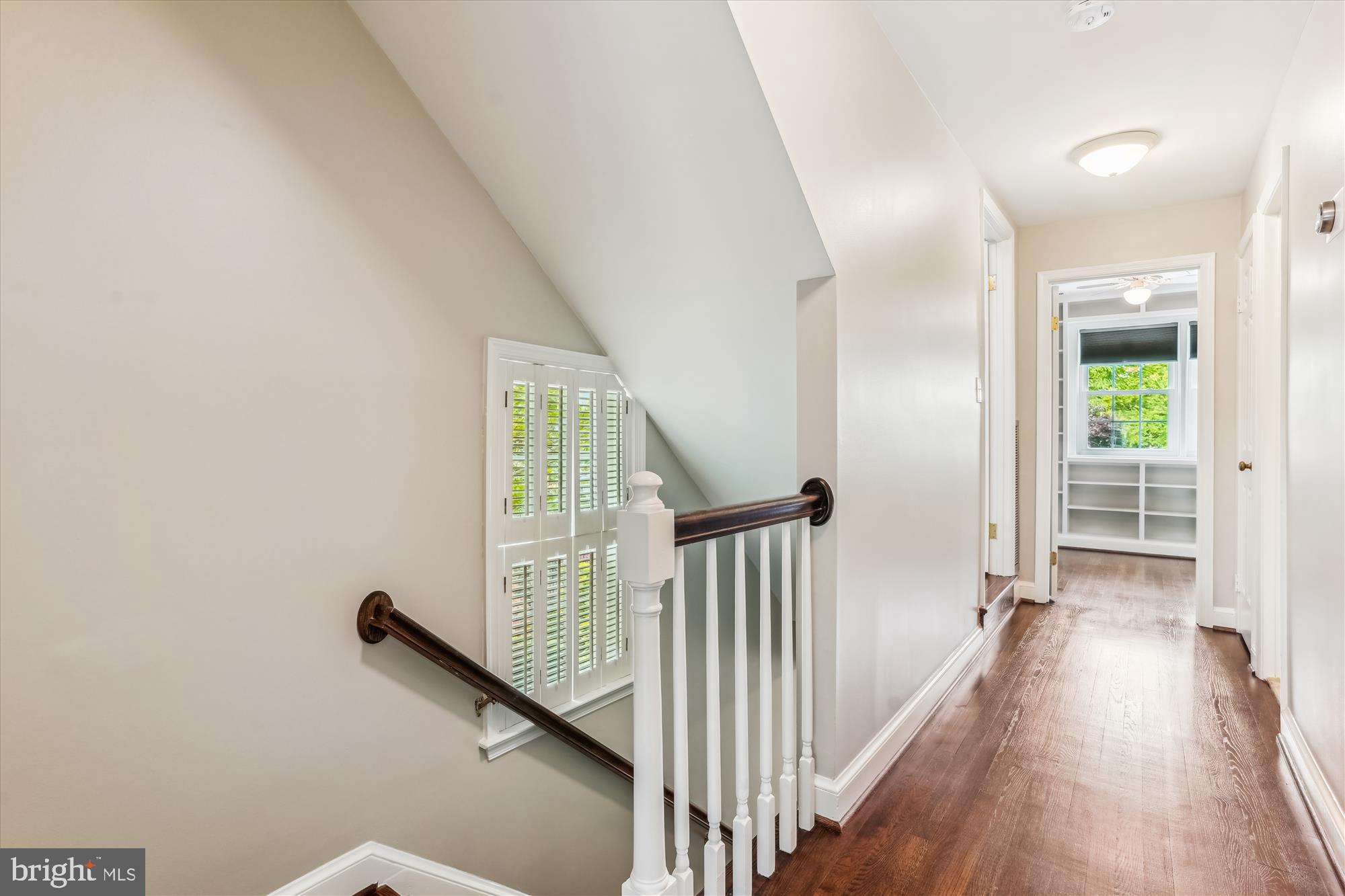 CANAL WAY - Residential Lease