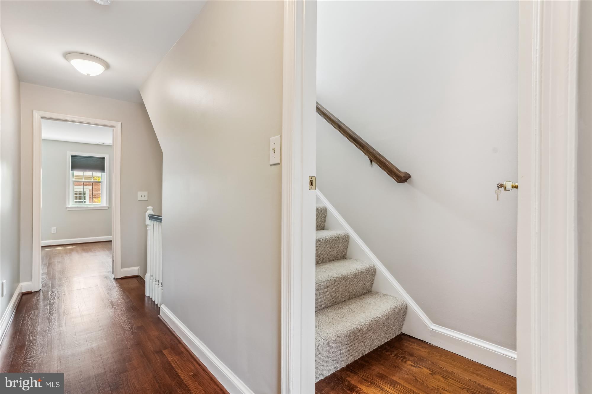 CANAL WAY - Residential Lease