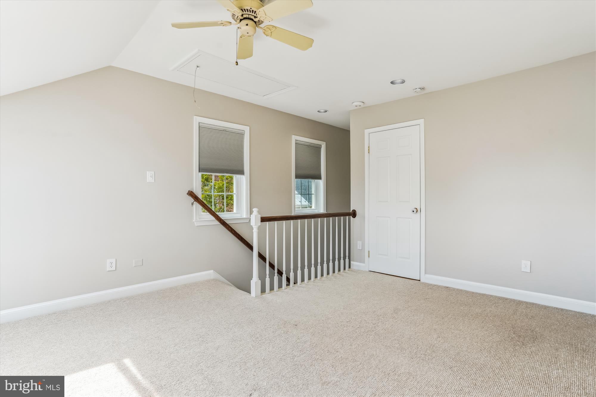 CANAL WAY - Residential Lease