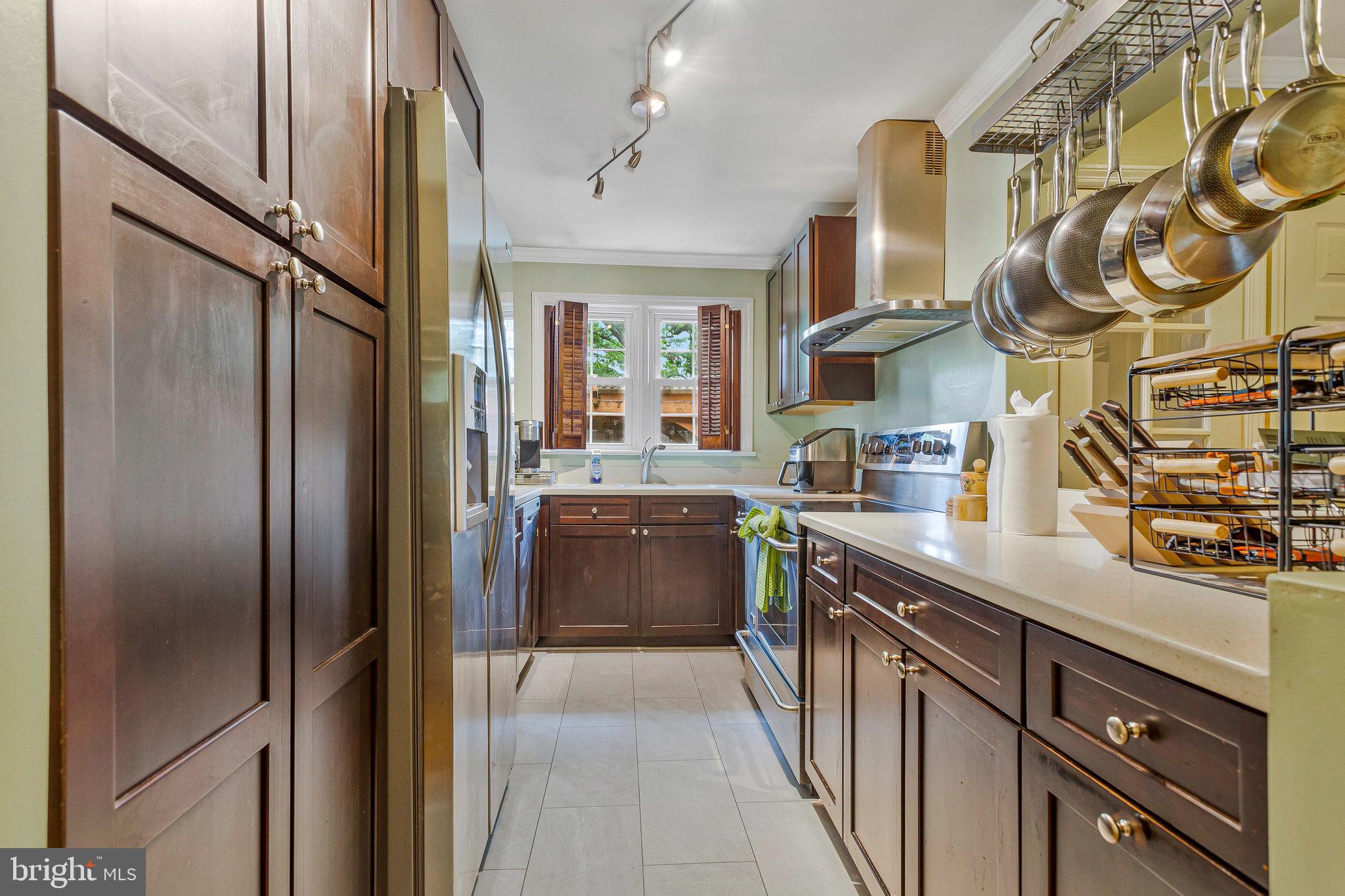 CHENOWITH - Residential