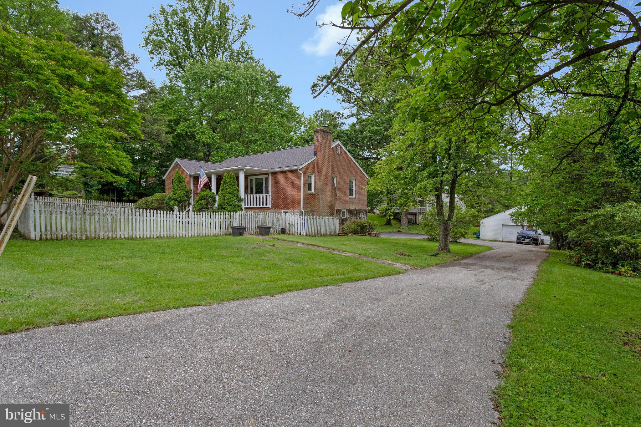 CHENOWITH - Residential