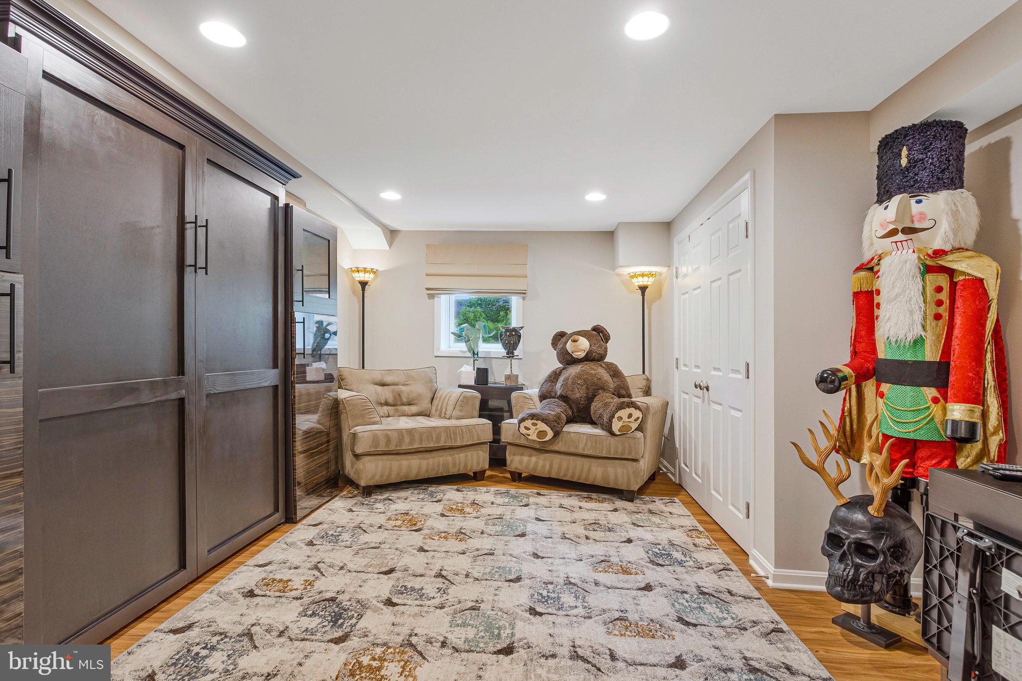 CHENOWITH - Residential