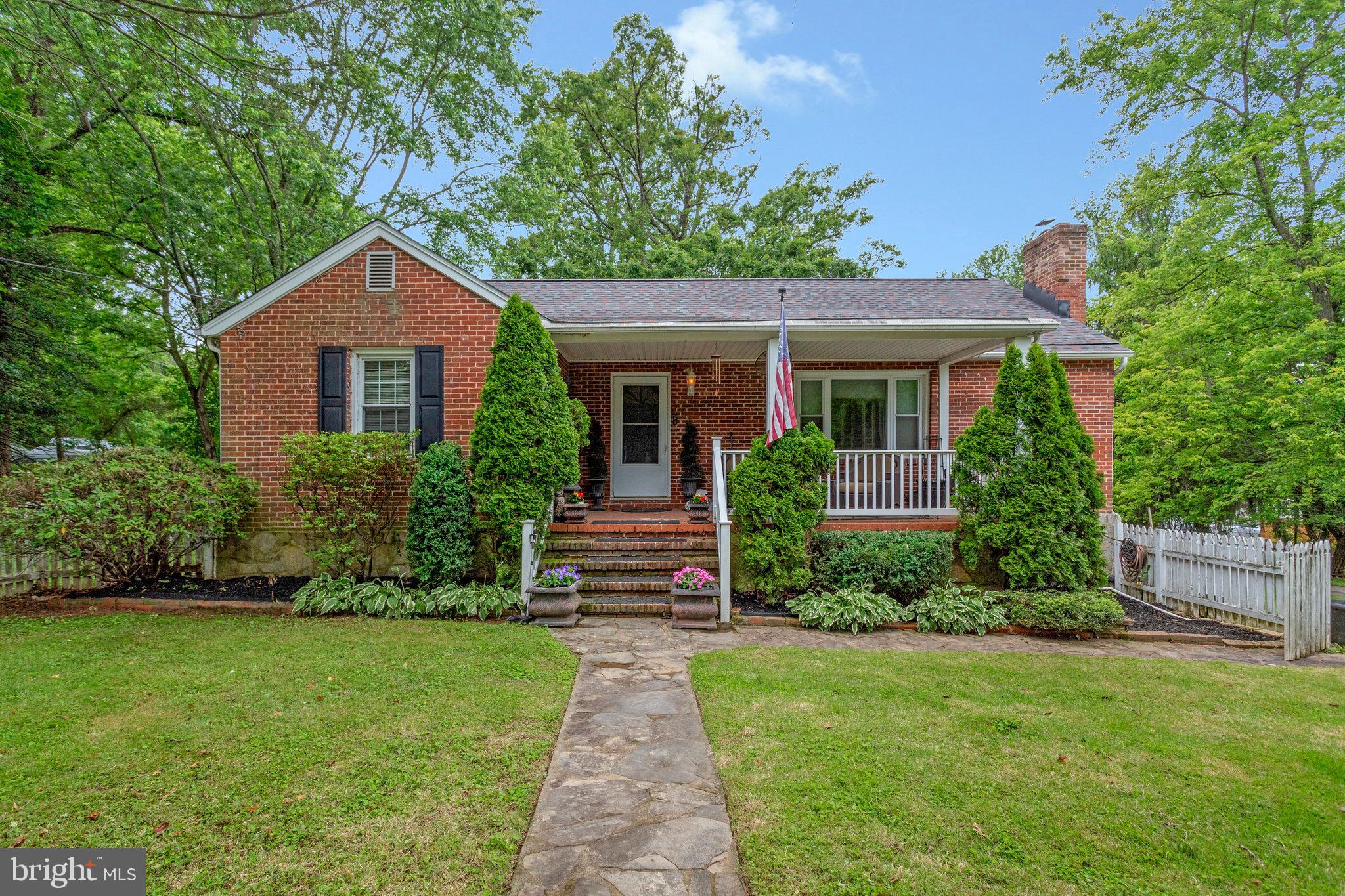 CHENOWITH - Residential