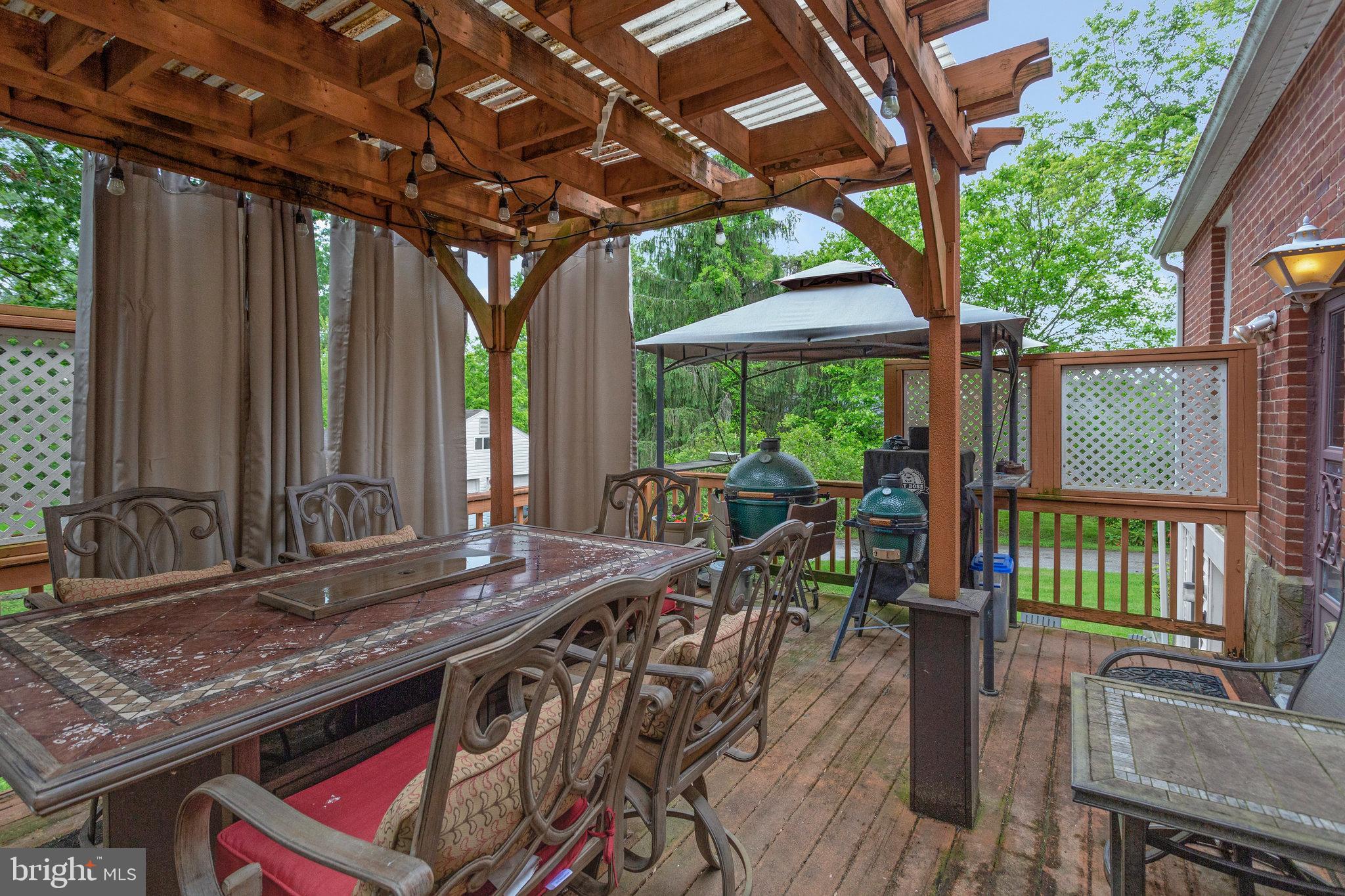 CHENOWITH - Residential