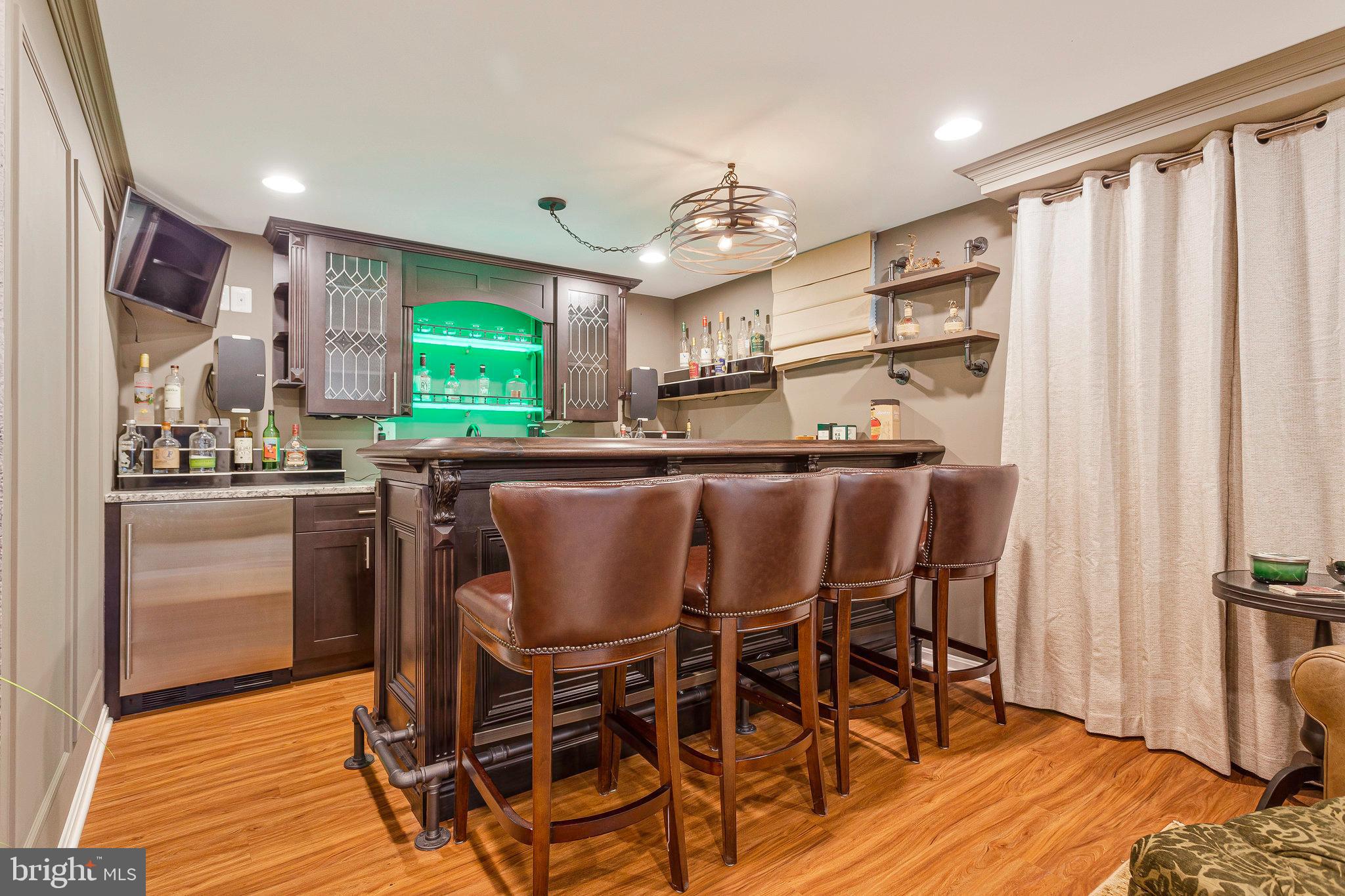 CHENOWITH - Residential