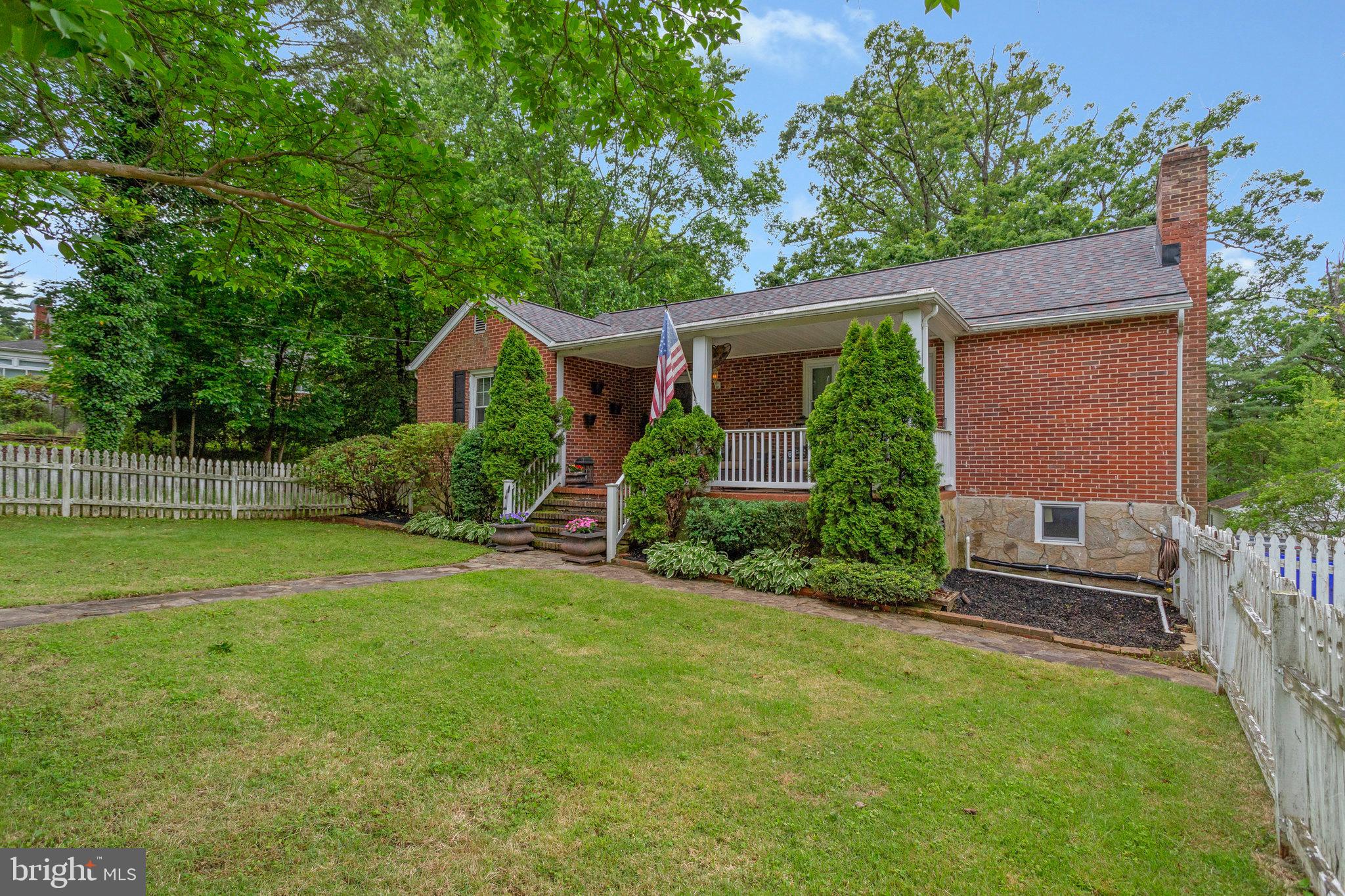 CHENOWITH - Residential