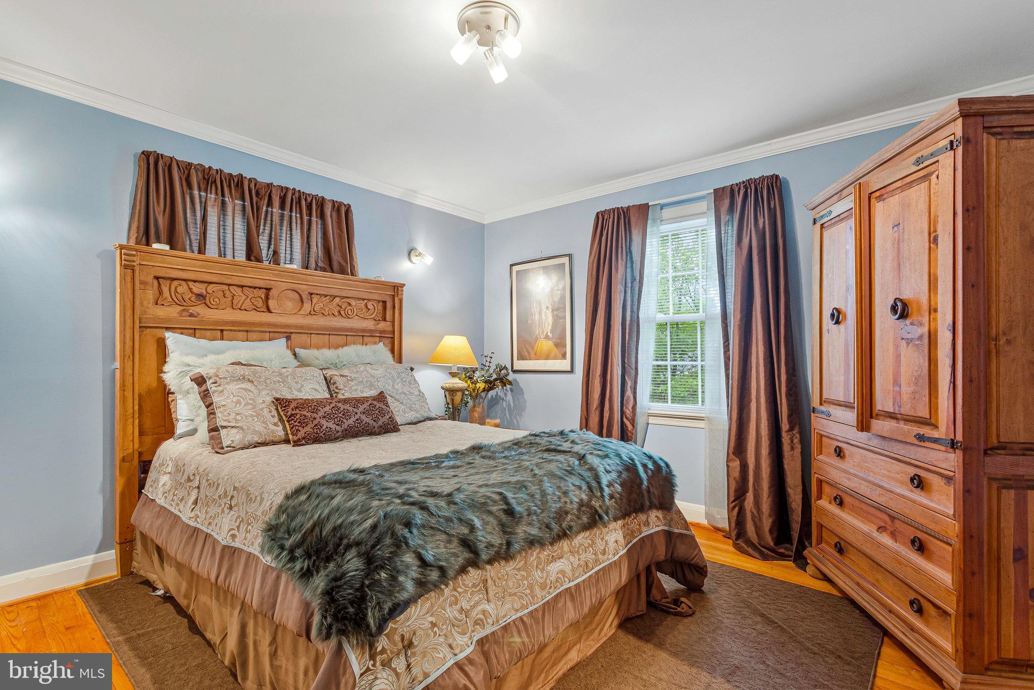 CHENOWITH - Residential