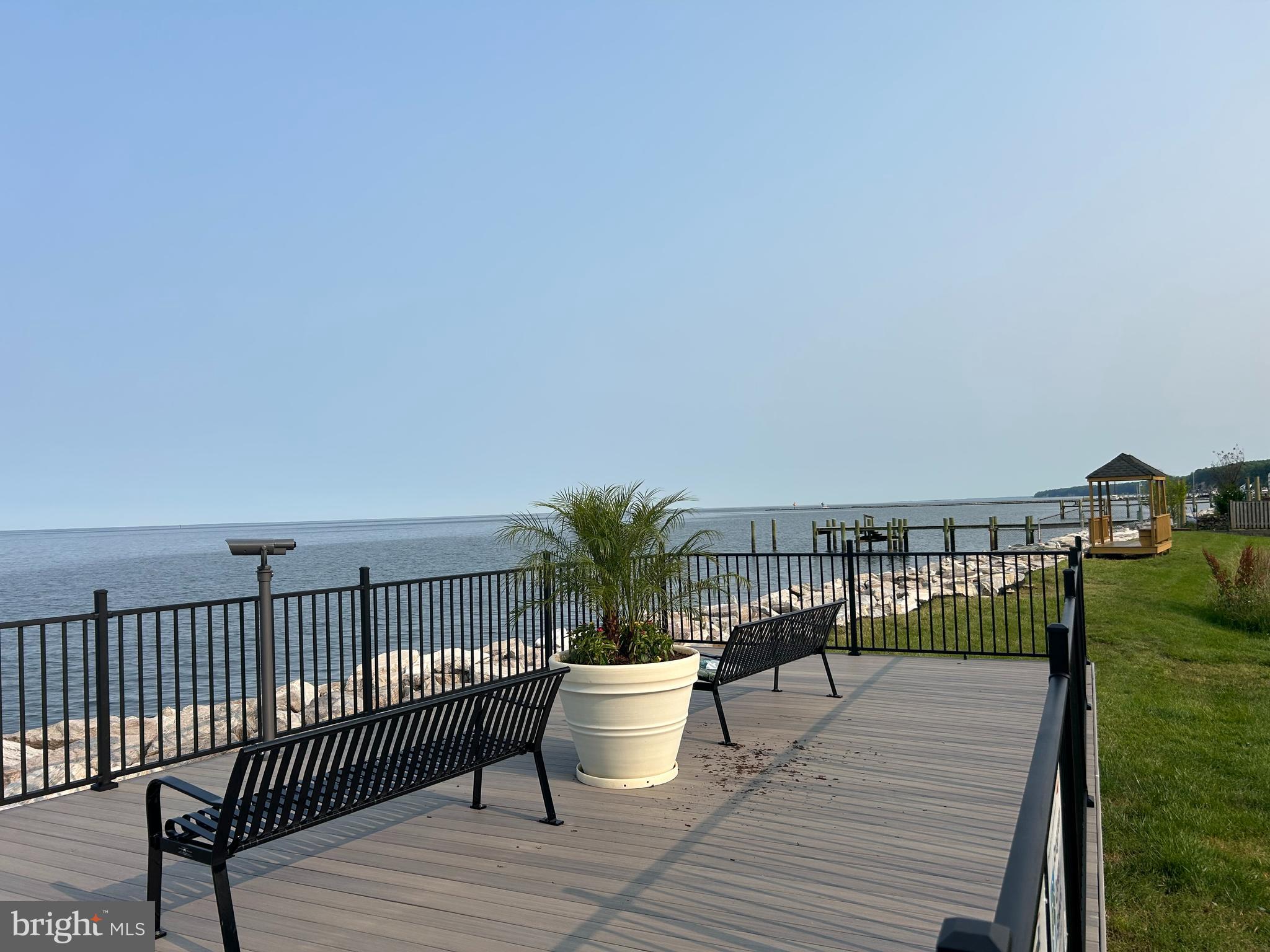8321 BAYSIDE ROAD