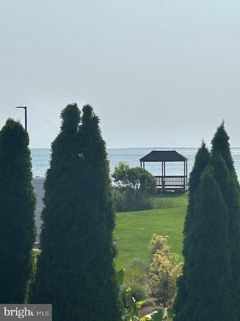 8321 BAYSIDE ROAD