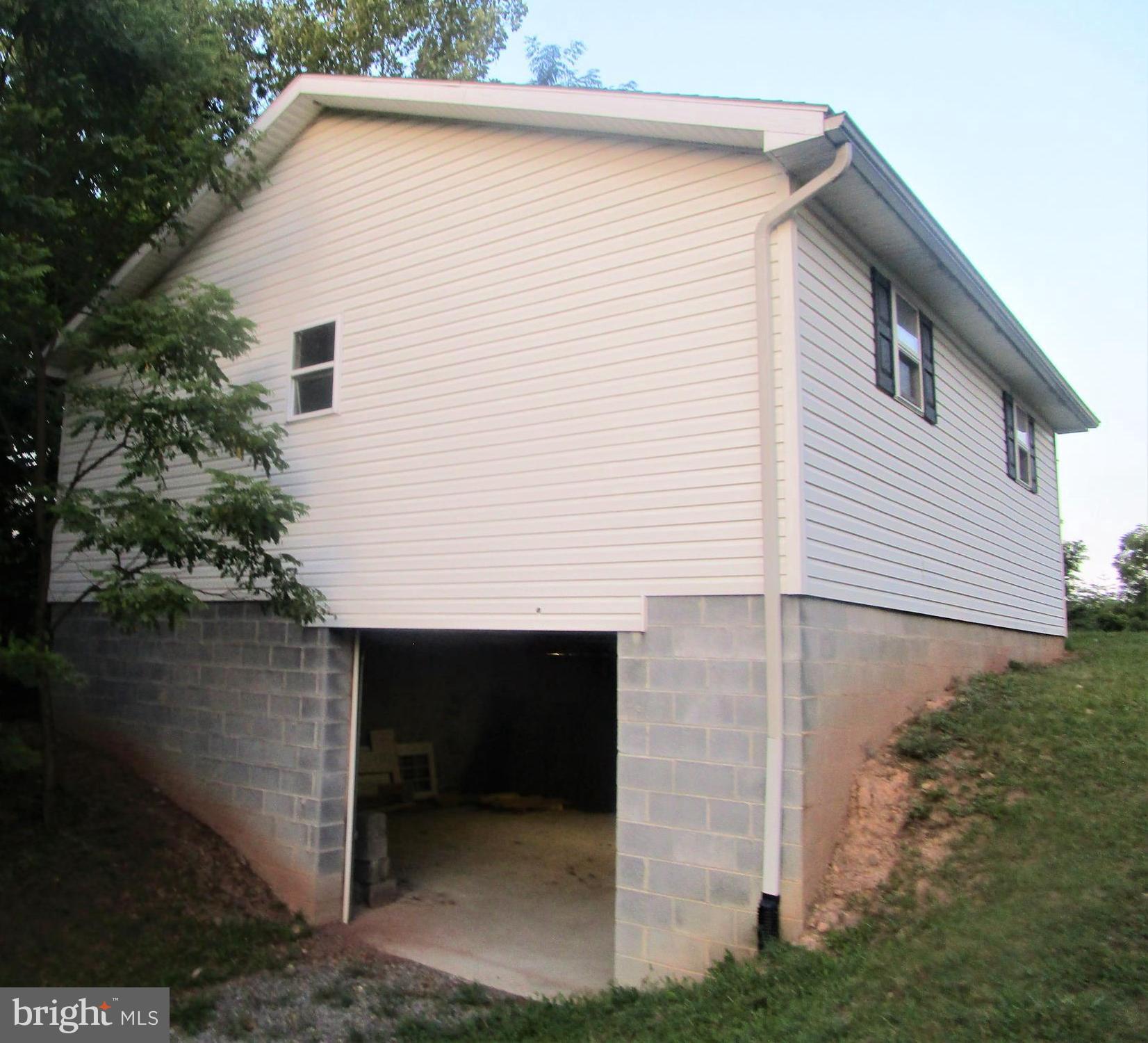 DOGWOOD RIDGE - Residential