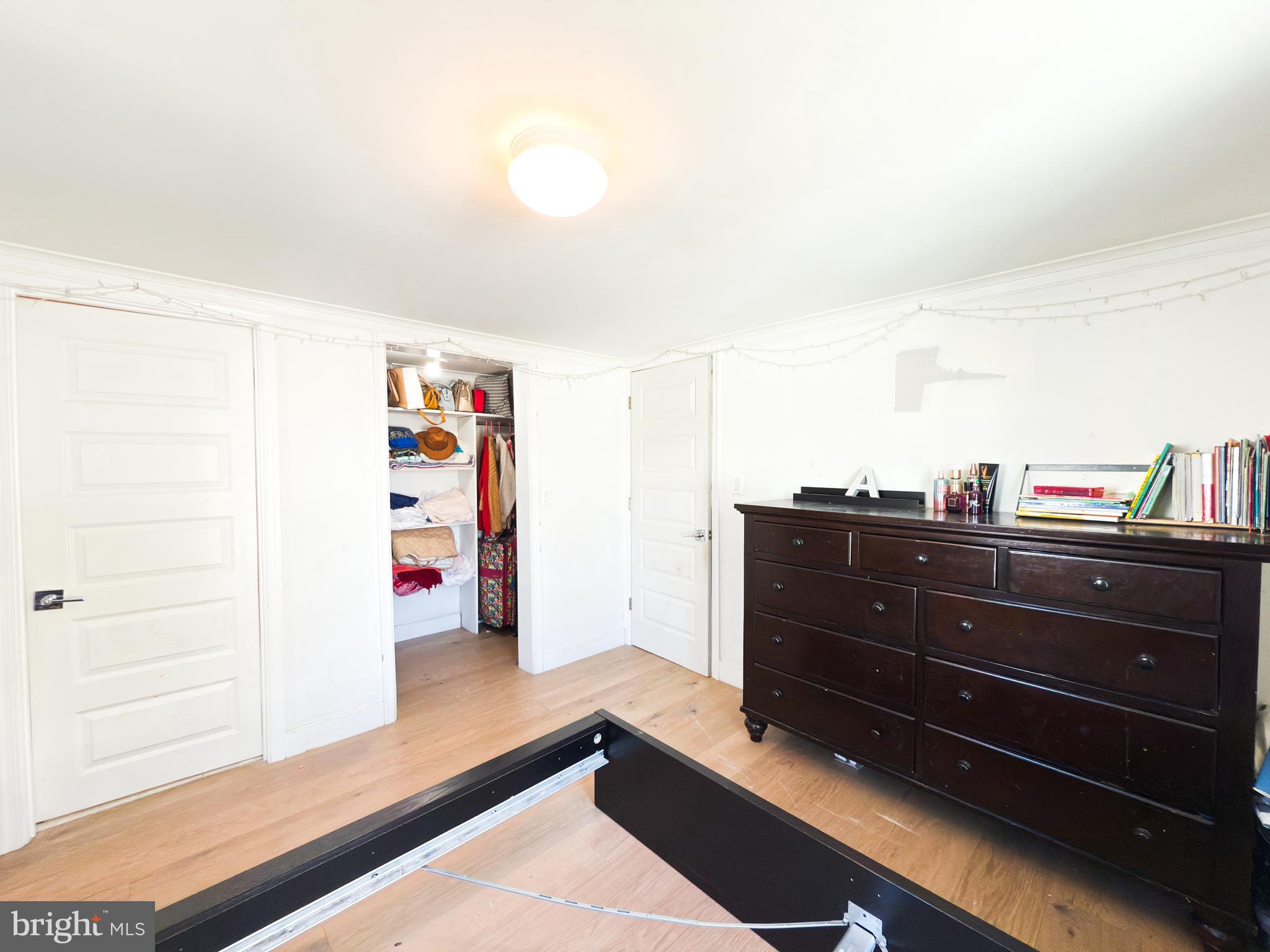 PARKWAY VILLAGE MANUFACTURED HOME COMMUNITY - Residential