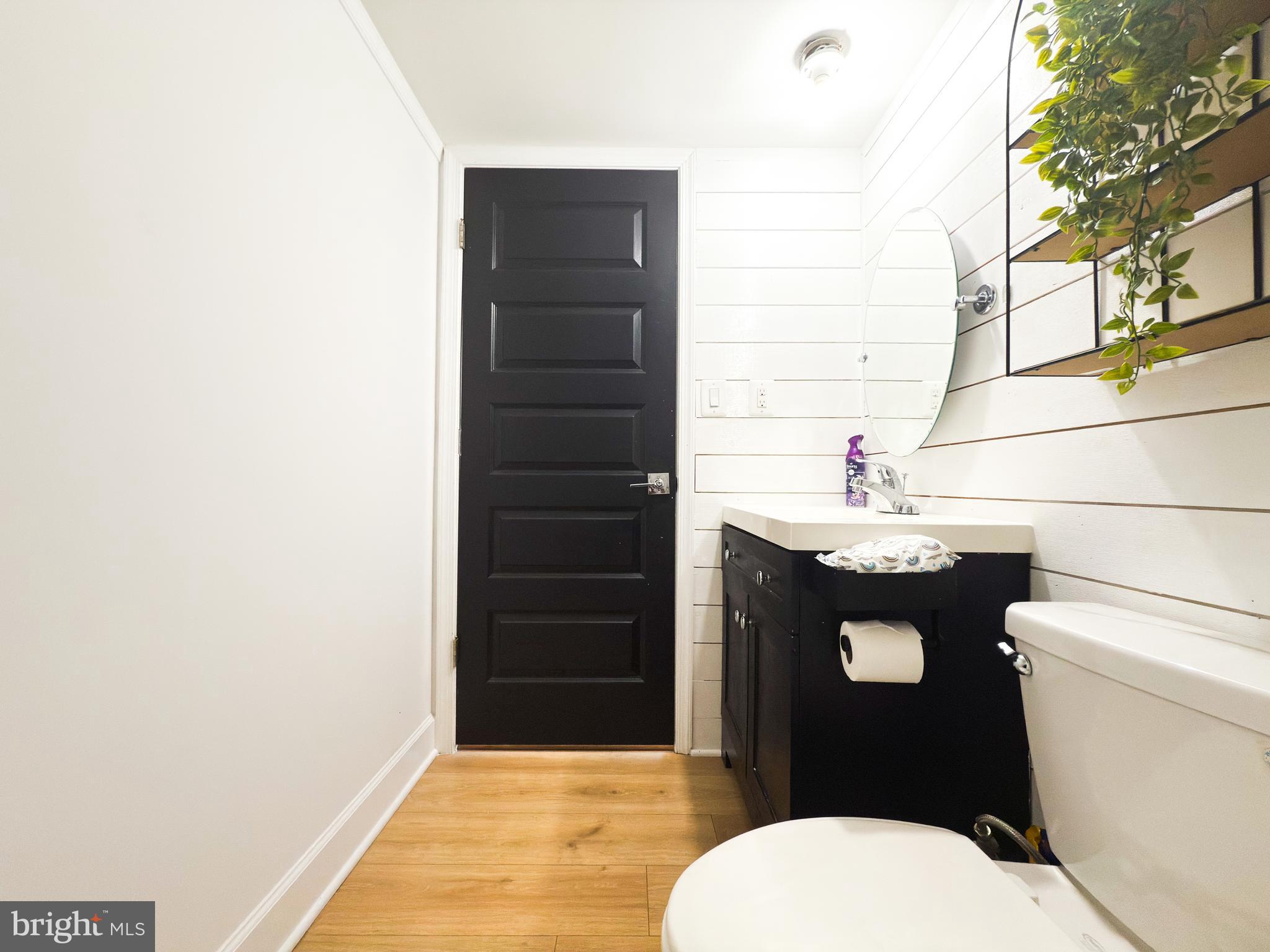 PARKWAY VILLAGE MANUFACTURED HOME COMMUNITY - Residential