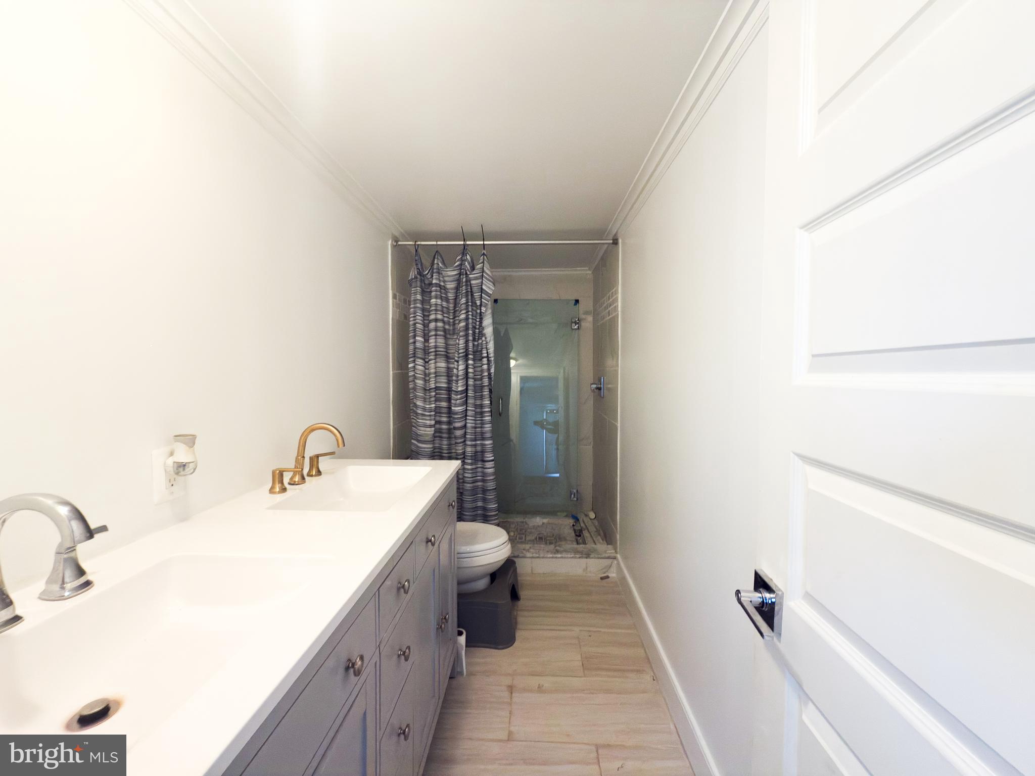 PARKWAY VILLAGE MANUFACTURED HOME COMMUNITY - Residential