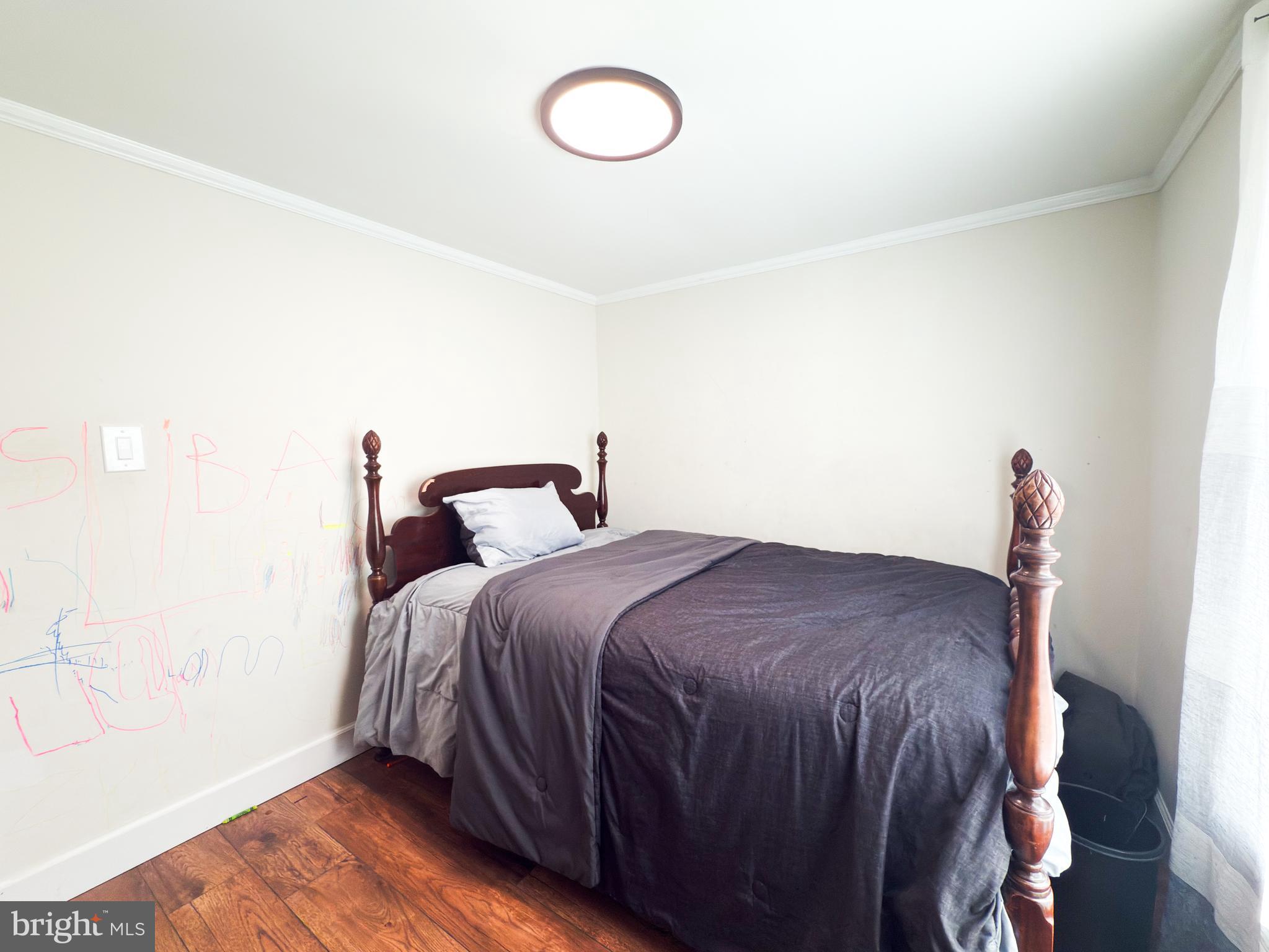 PARKWAY VILLAGE MANUFACTURED HOME COMMUNITY - Residential