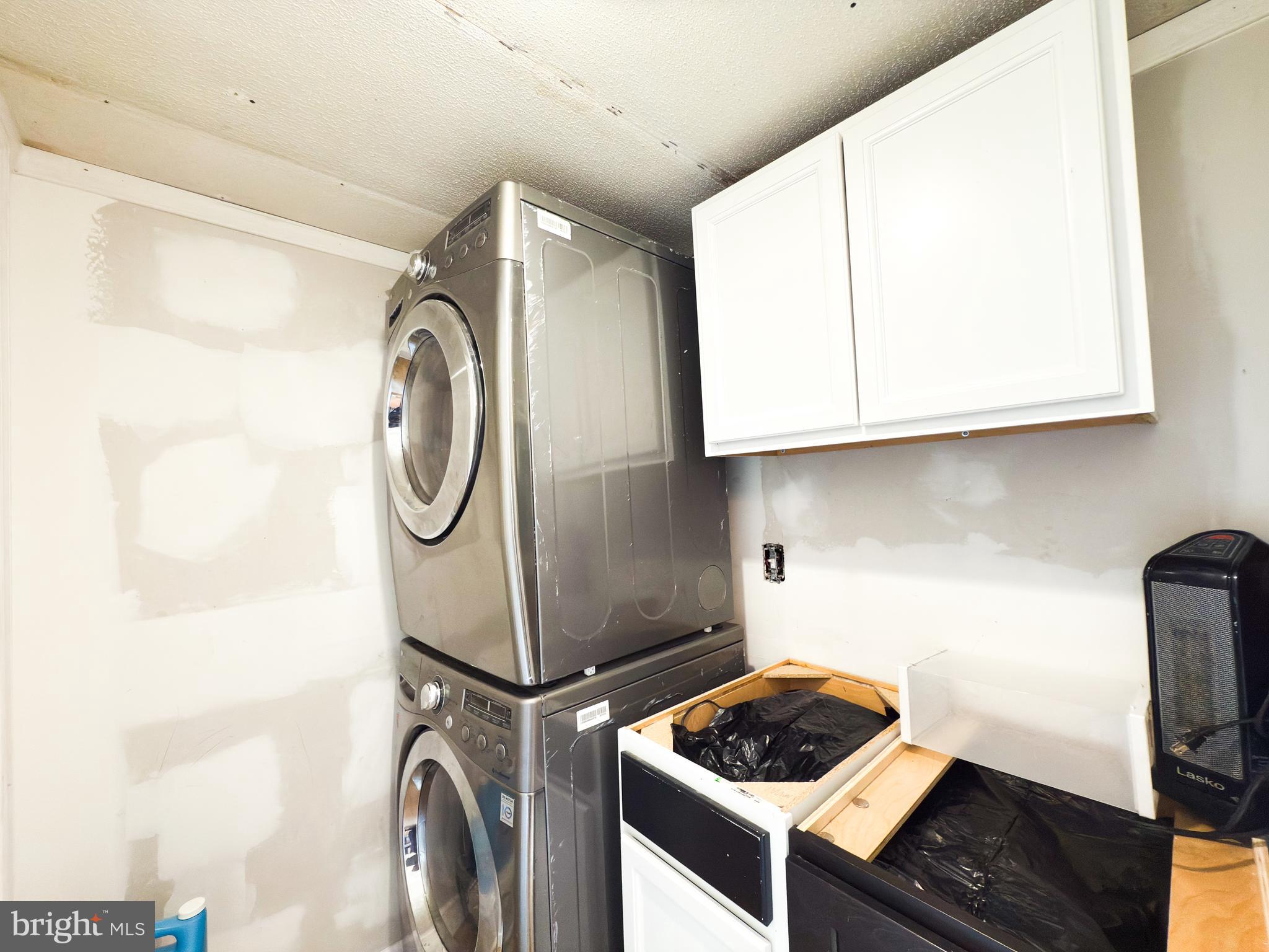 PARKWAY VILLAGE MANUFACTURED HOME COMMUNITY - Residential