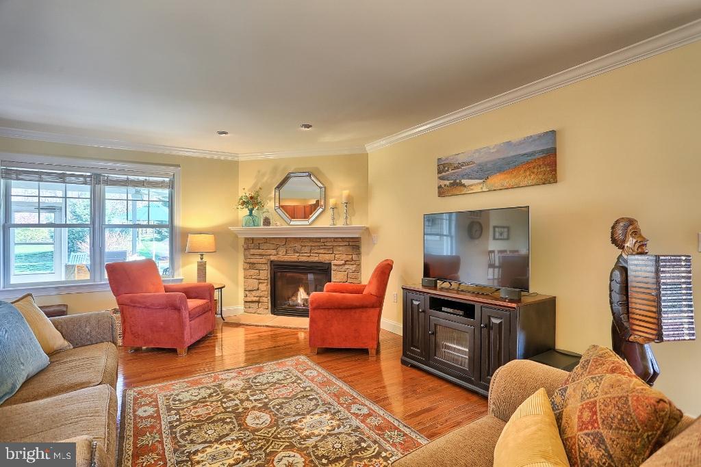 STONEMILL ACRES - Residential