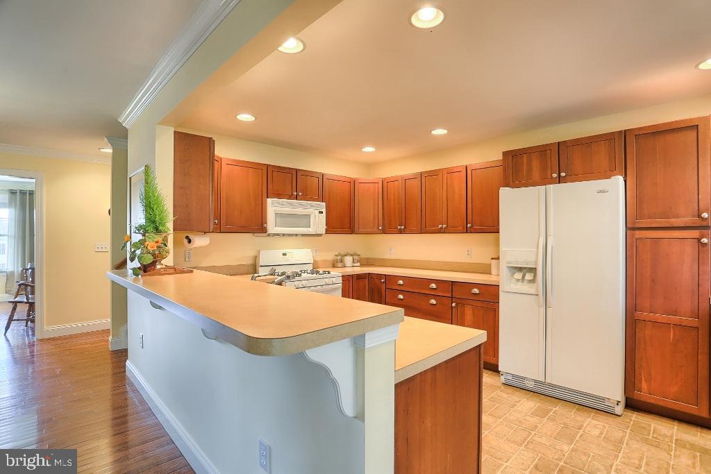 STONEMILL ACRES - Residential