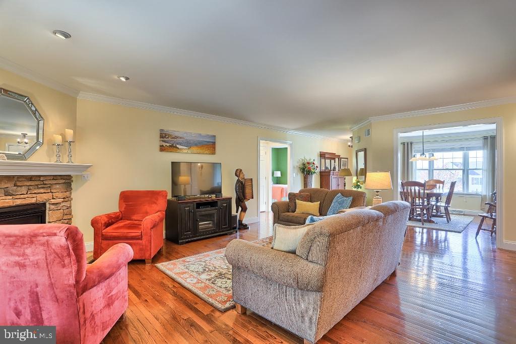 STONEMILL ACRES - Residential