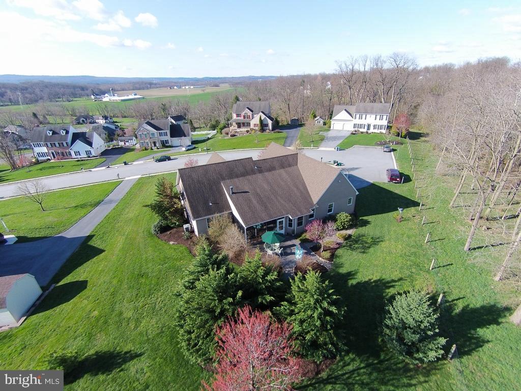 STONEMILL ACRES - Residential