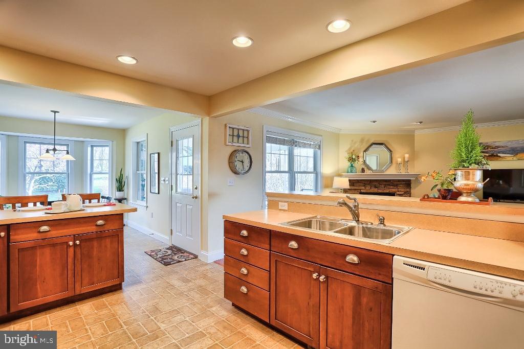 STONEMILL ACRES - Residential