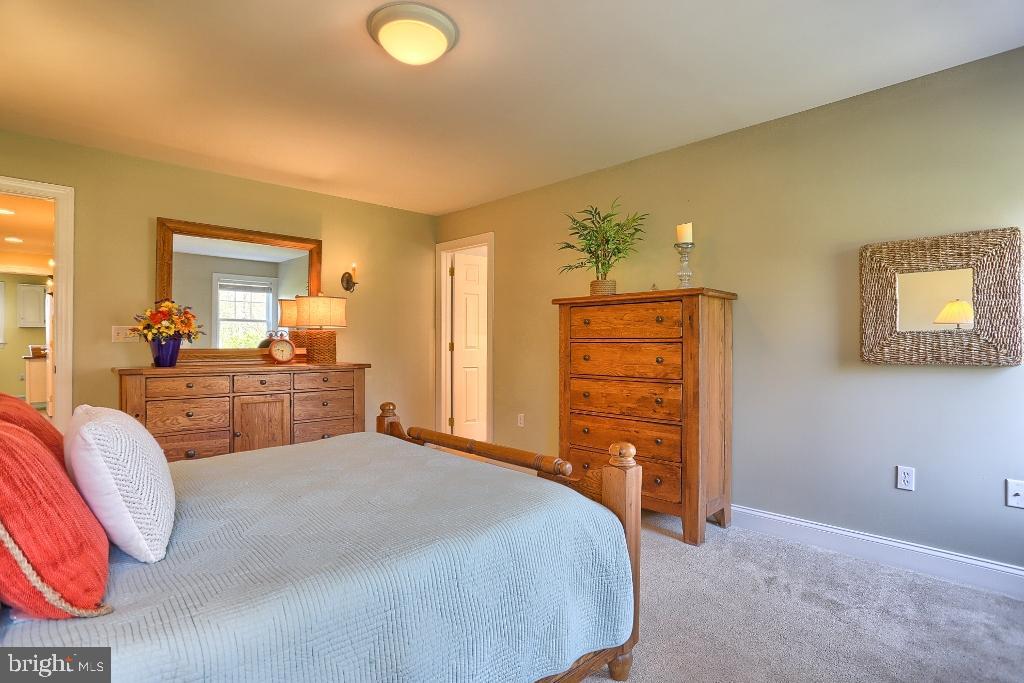 STONEMILL ACRES - Residential