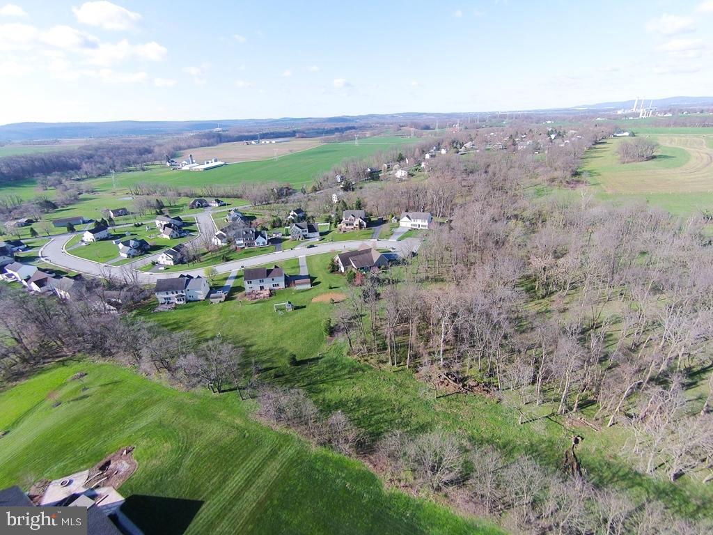 STONEMILL ACRES - Residential