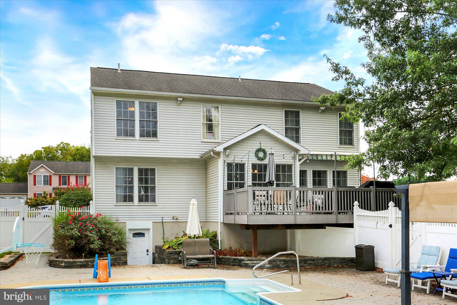 CICADA HILLS - Residential