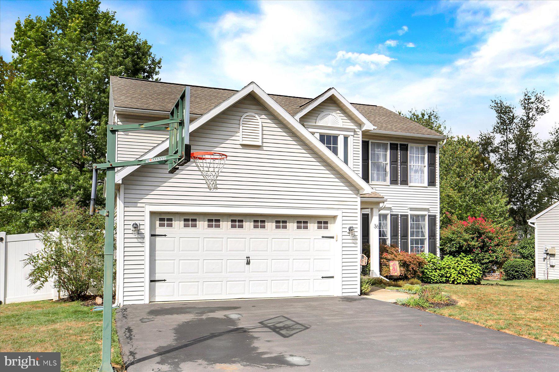 CICADA HILLS - Residential