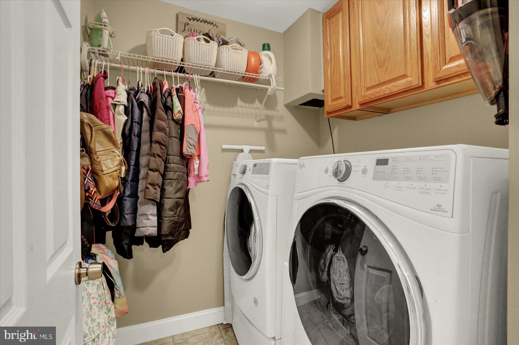 CICADA HILLS - Residential