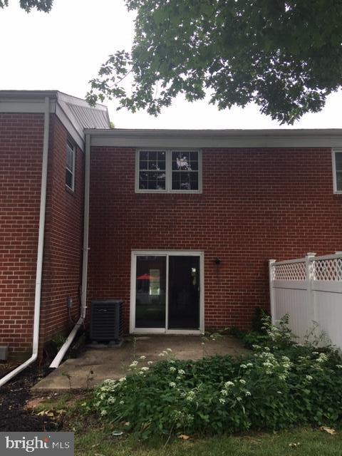 COLONY PARK - Residential