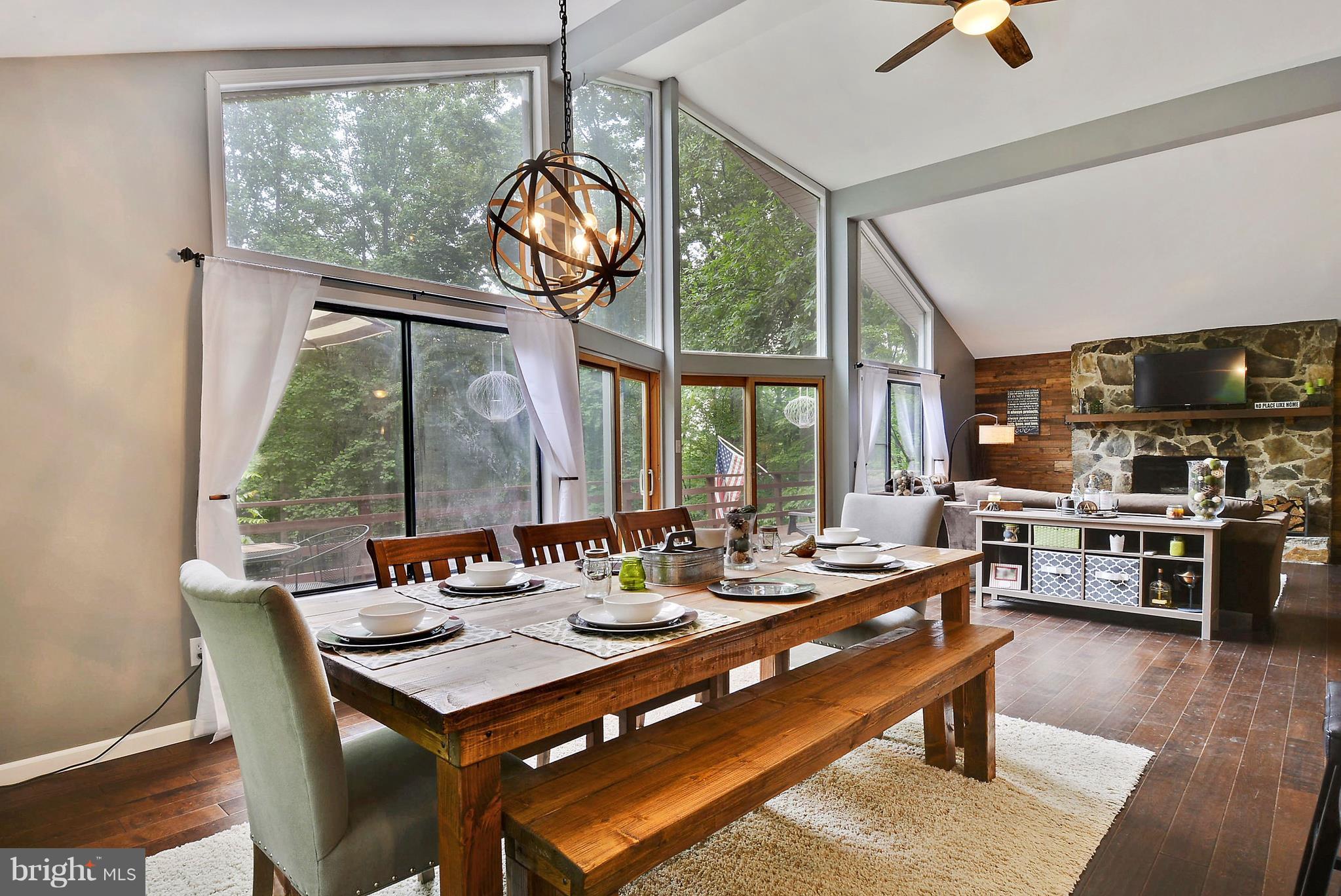 MOUNTAIN ROAD - Residential