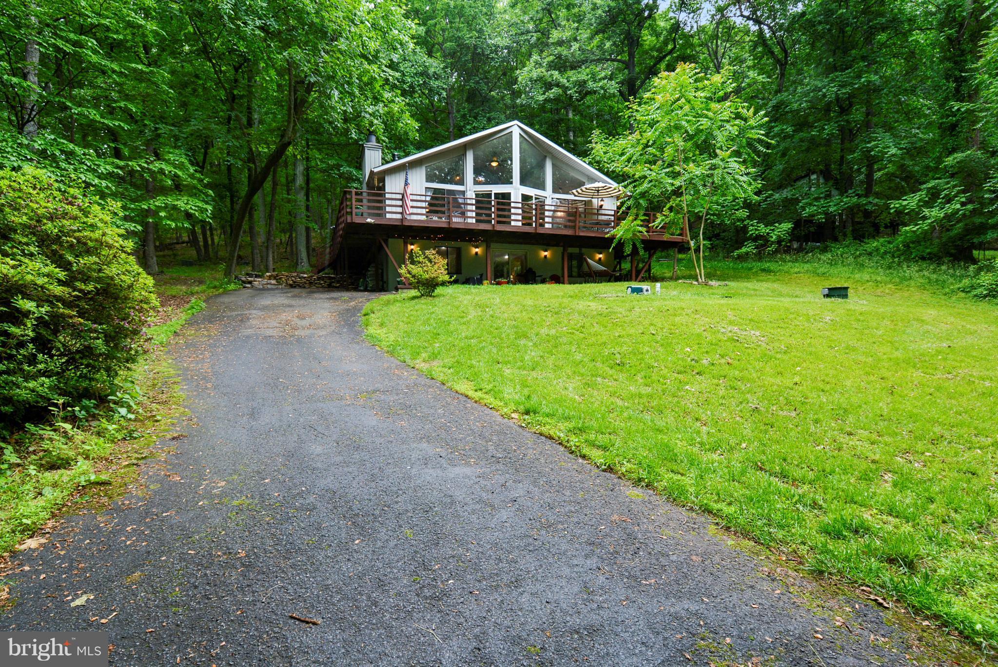 MOUNTAIN ROAD - Residential