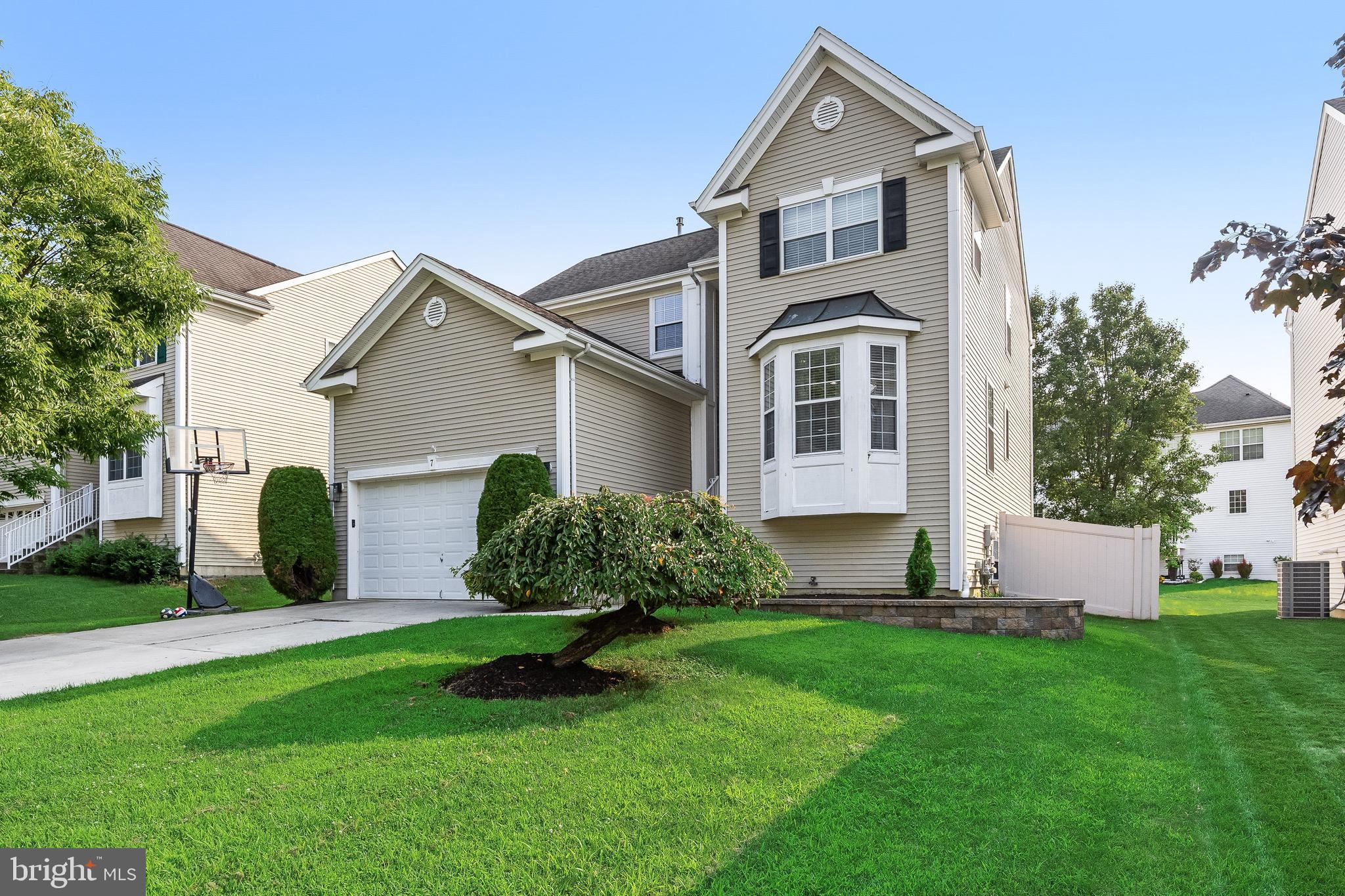 7 PROVIDENCE COURT