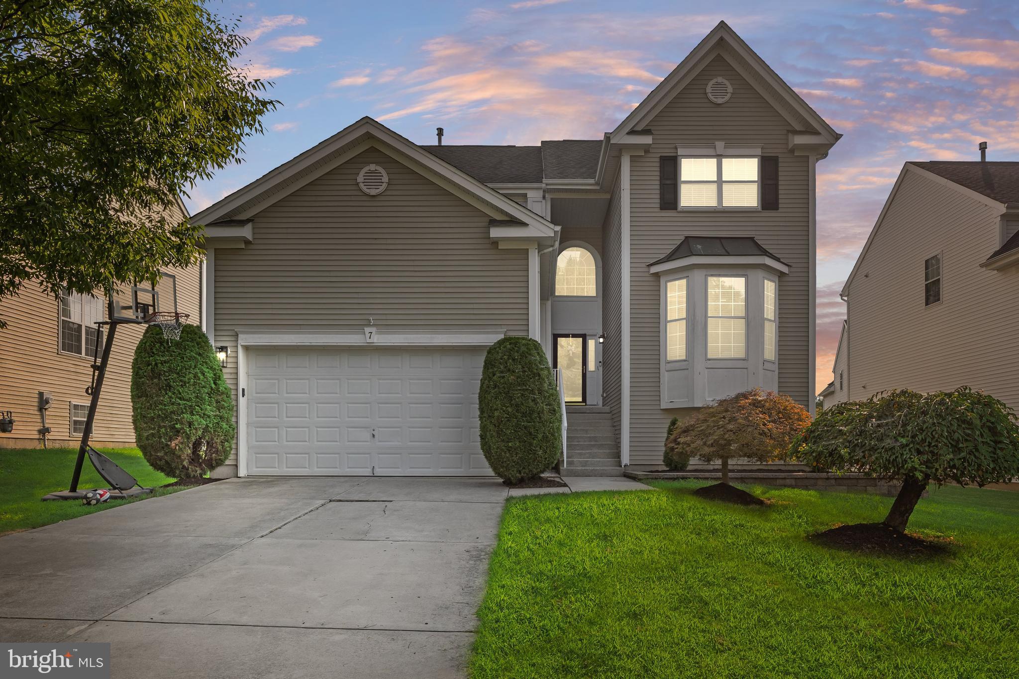 7 PROVIDENCE COURT
