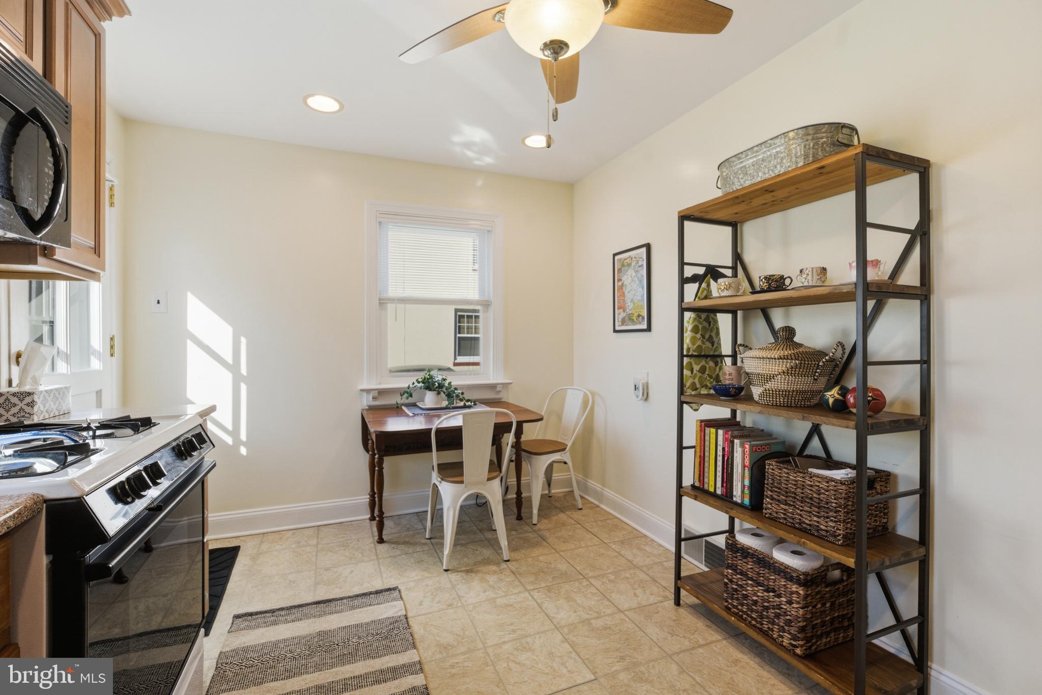 OAKMONT - Residential