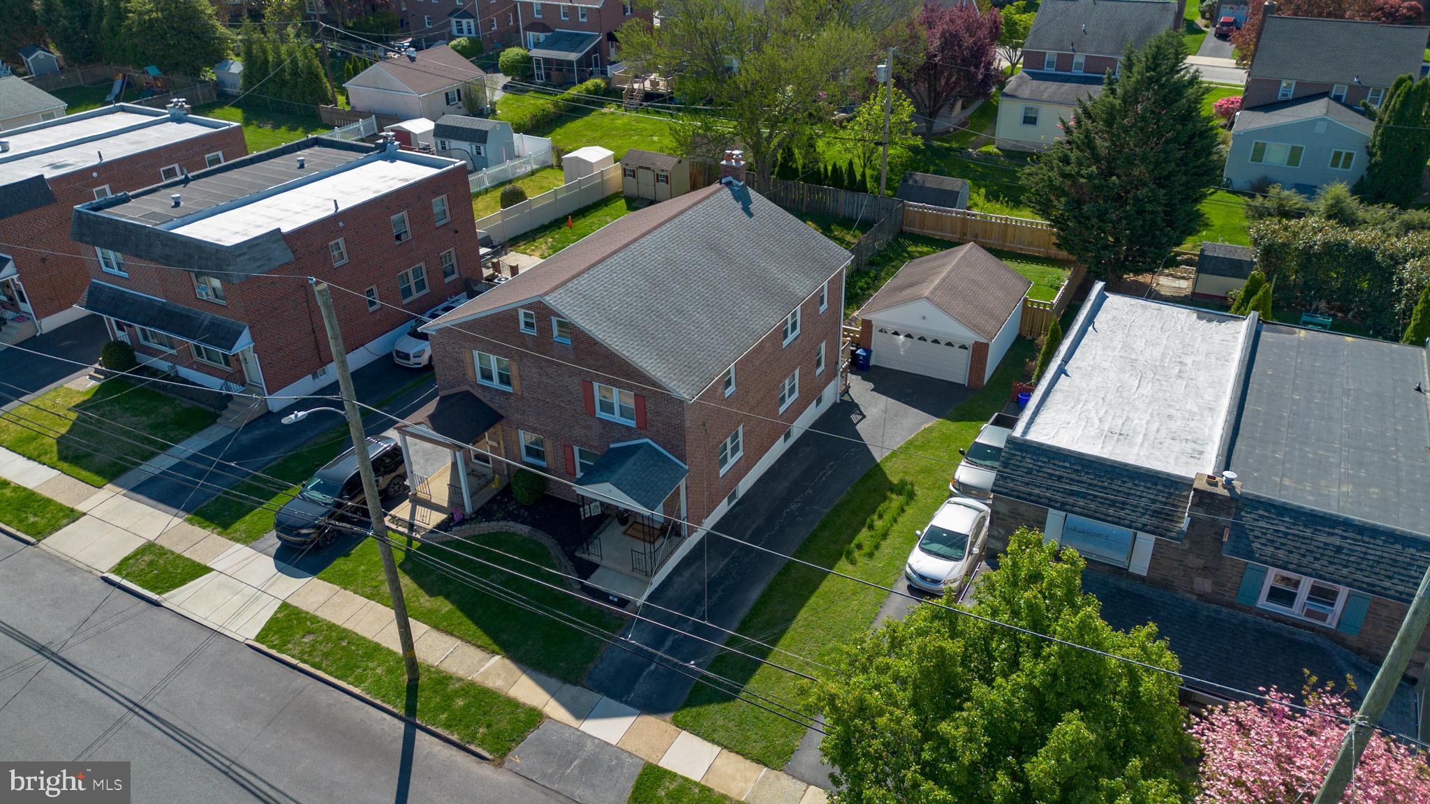 OAKMONT - Residential