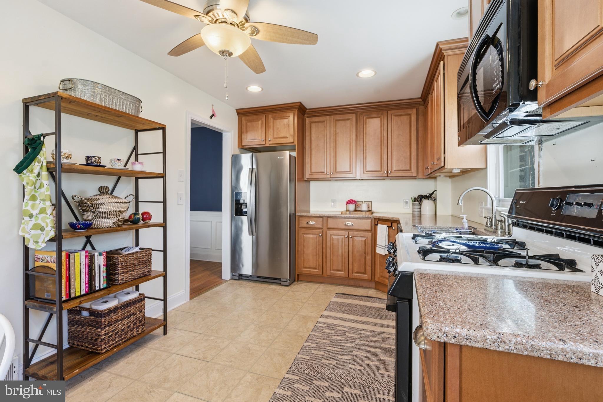 OAKMONT - Residential