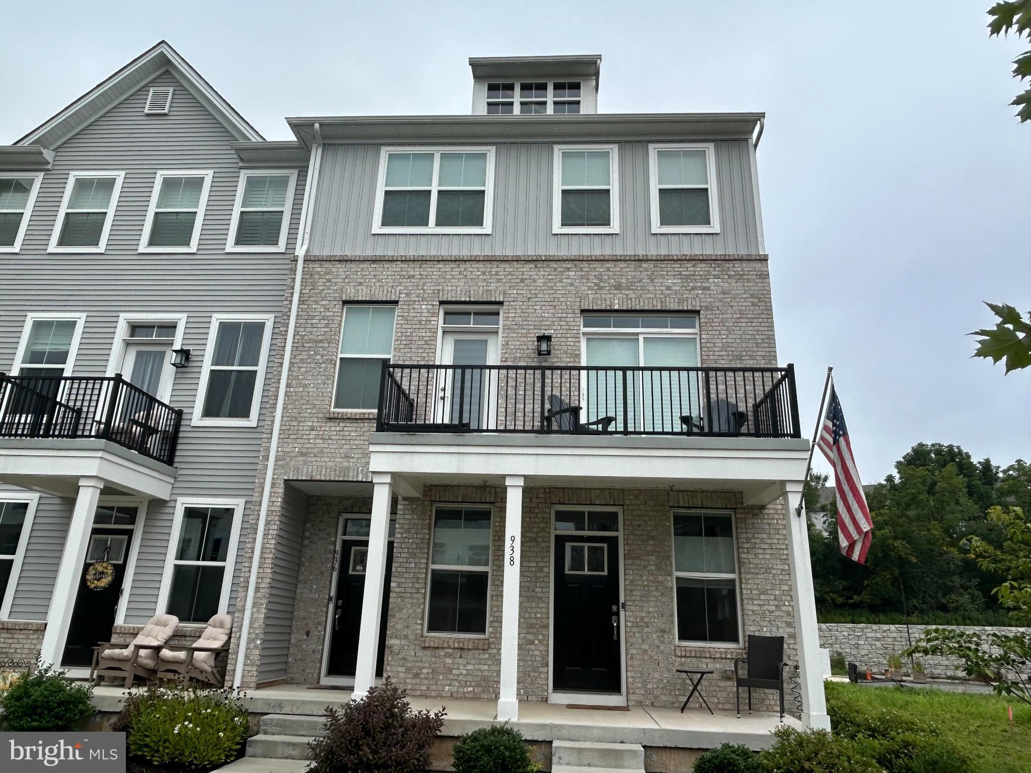 Nestled in the coveted Steelpointe community, this exquisite end-of-row townhouse offers a harmonious blend of modern elegance and traditional charm. Built in 2021, this residence boasts a pristine condition, inviting you to experience a lifestyle of comfort and sophistication. As you step inside, you are greeted by an open and airy layout that seamlessly connects the living spaces, perfect for both relaxation and entertaining. The thoughtfully designed floor plan encompasses 1,114 square feet of well-appointed living space, featuring two spacious bedrooms and one and a half luxurious bathrooms. The upper-floor laundry adds a touch of convenience, making daily routines a breeze. The heart of the home is a beautifully designed kitchen, ready for culinary adventures, while the adjoining living area provides a warm and inviting atmosphere, ideal for cozy evenings or lively gatherings. Natural light pours in through the windows, enhancing the inviting ambiance throughout. The custom window treatments are included. Step outside to discover the community's exceptional amenities, including a delightful dog park and tot lots, perfect for enjoying the outdoors. Parking is a breeze with an attached rear-entry garage, providing both convenience and security. Located less than a mile from public transportation, this home offers easy access to the vibrant local community and beyond. Whether you're exploring nearby parks or indulging in the local dining scene, the Steelpointe neighborhood is a gateway to an exclusive lifestyle. This townhouse is not just a home; it's a sanctuary where luxury meets comfort, and every detail has been meticulously crafted for your enjoyment. Experience the perfect blend of modern living and community charm in this stunning Steelpointe residence. Your dream home awaits!