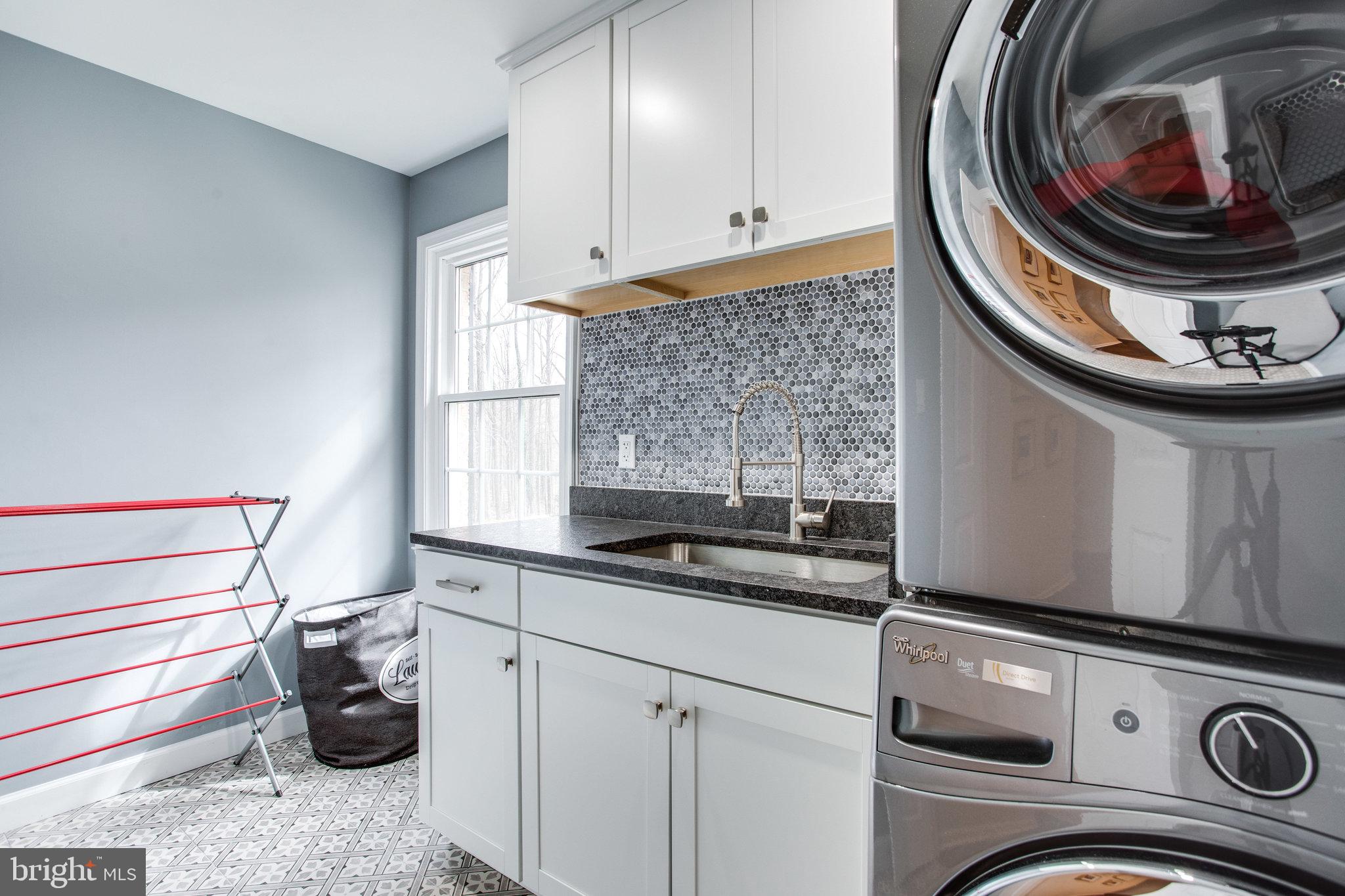 CEDARS OF MC LEAN - Residential