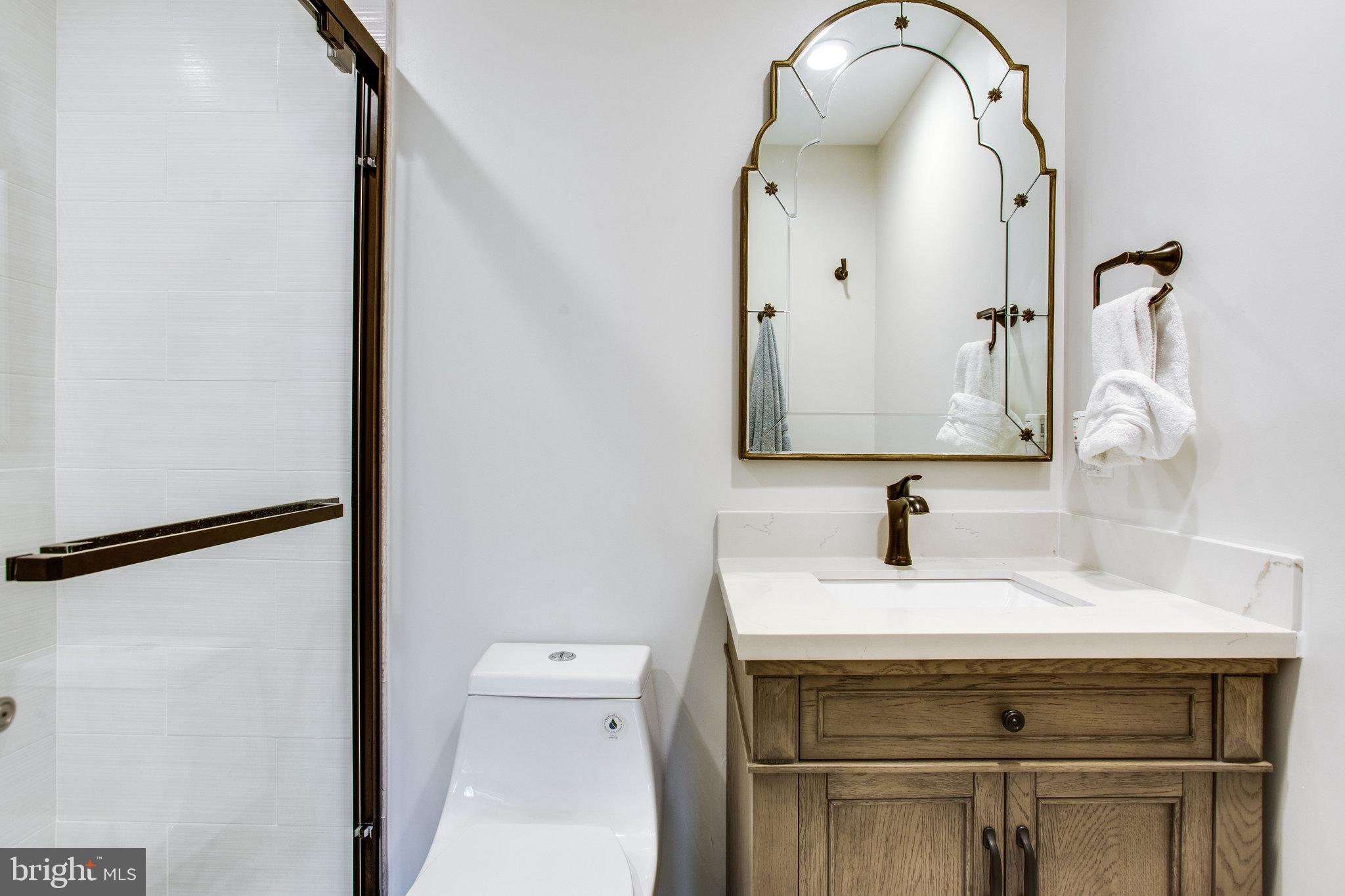 CEDARS OF MC LEAN - Residential