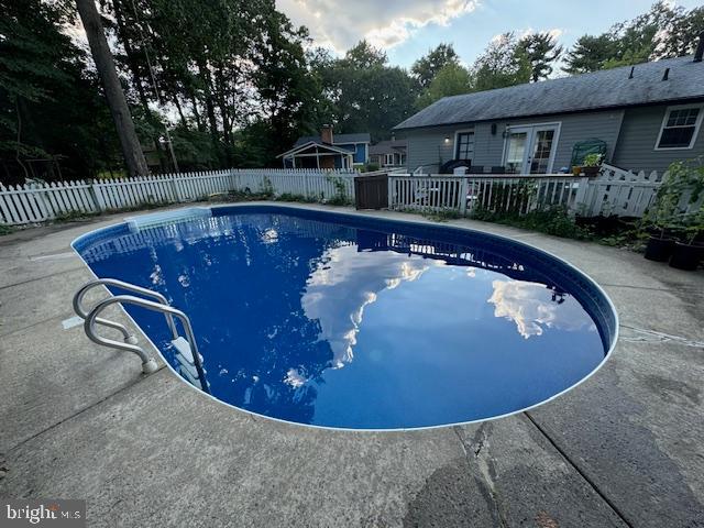 BEL PRE WOODS - Residential